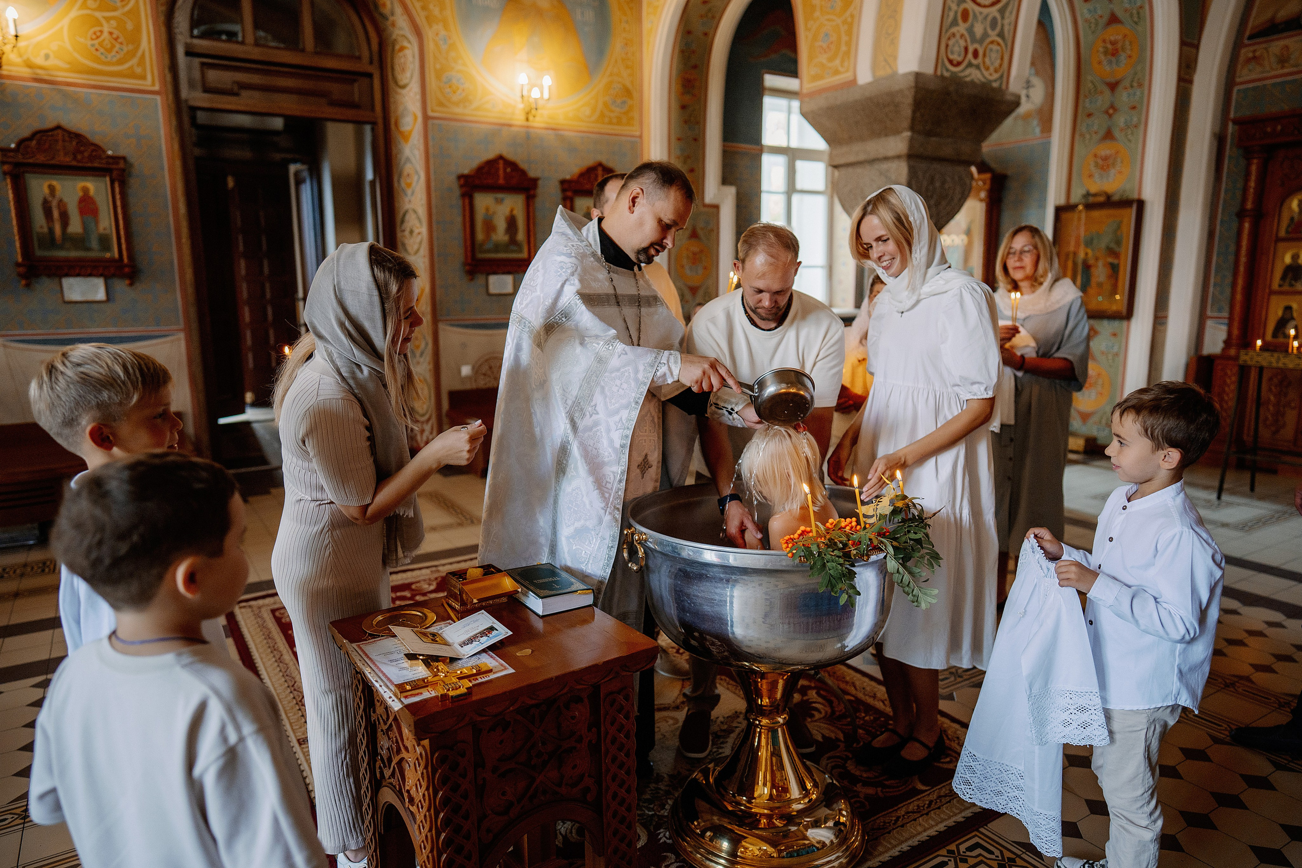 Крещение Евы. Фотограф на Крещение и Венчание в Красноярске Рамазанова Юлия