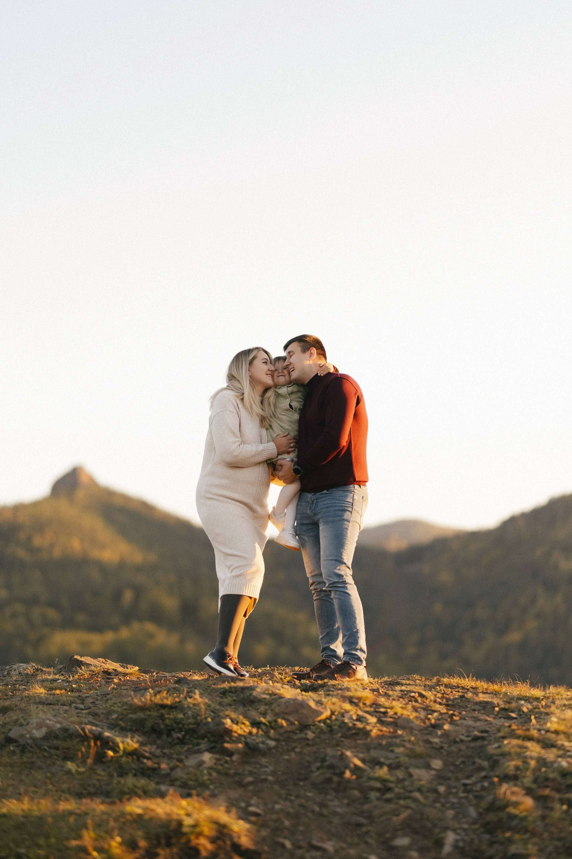 ОЛЯ, АНТОН И КИРА ` 24. Maria Startseva Photo