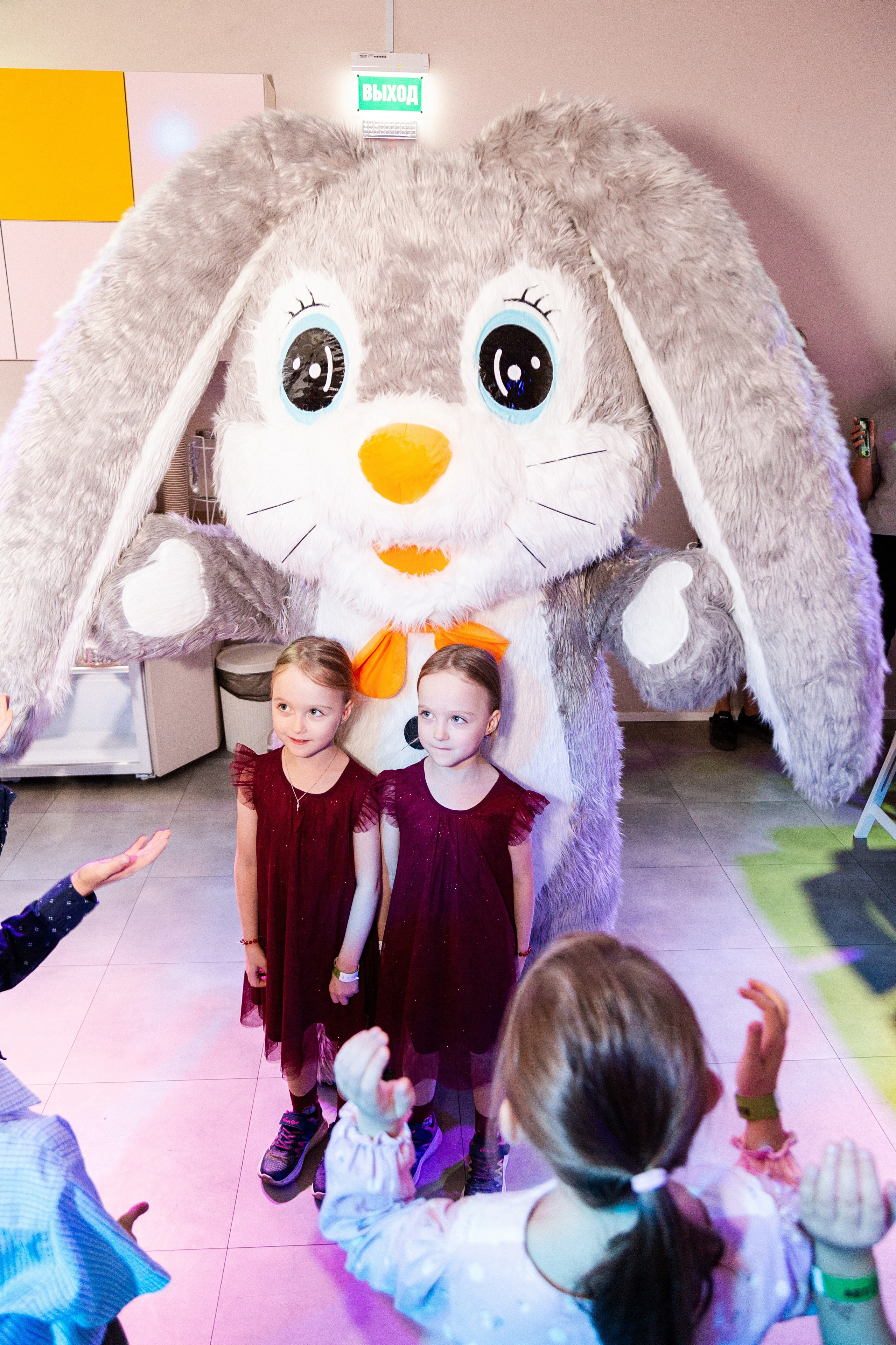 Лиде и Лизе 6 лет. Детский фотограф видеограф в Хабаровске Михаил Орлов