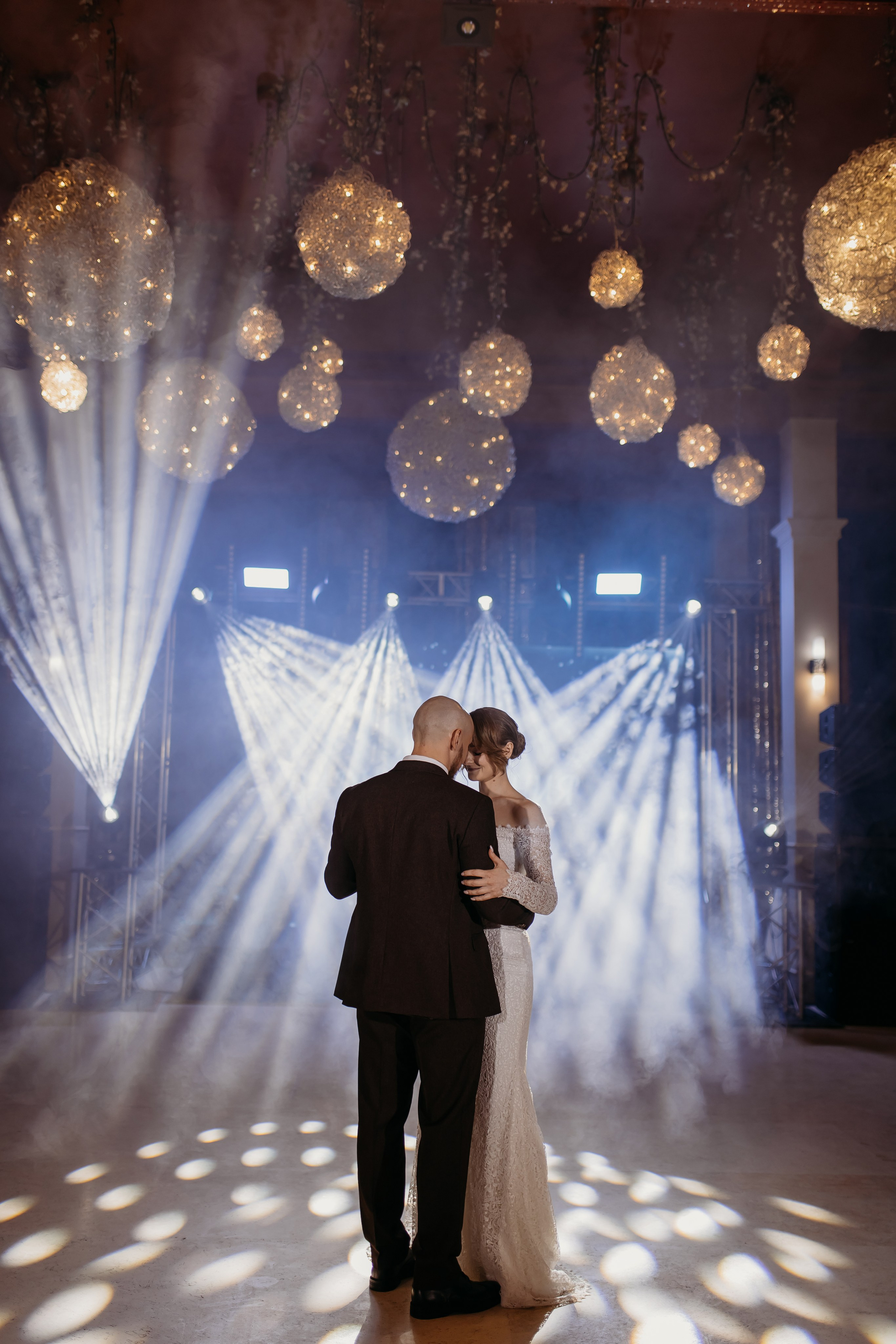 Вадим и Ксения. Фотограф Тимербаева Алина г. Сургут