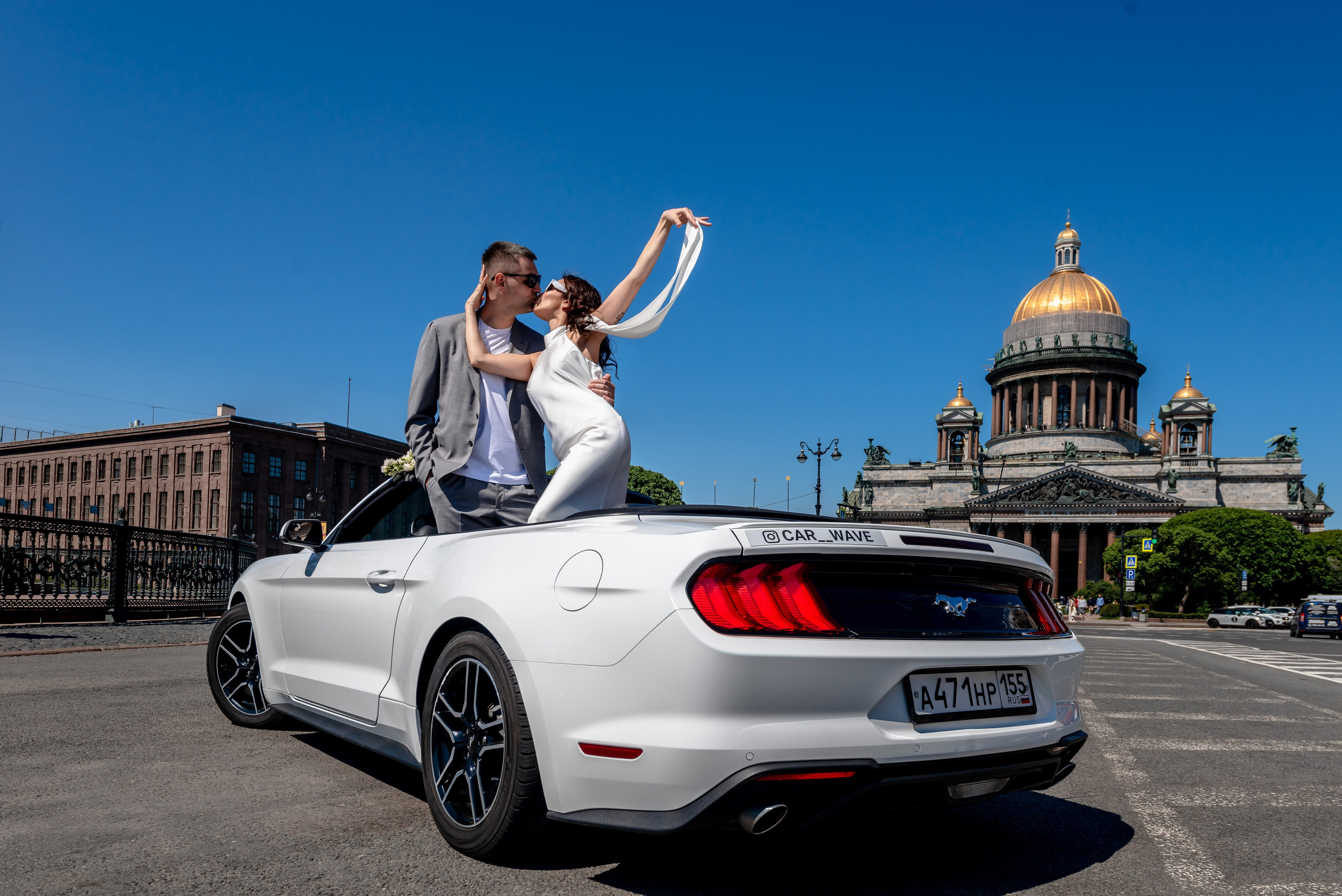 Алина и Алексей (прогулка на кабриолете, Академия Художеств, Екатерининский парк в Пушкине). Портретный, семейный и свадебный фотограф в Санкт-Петербурге и в Пушкине Ширяев Денис