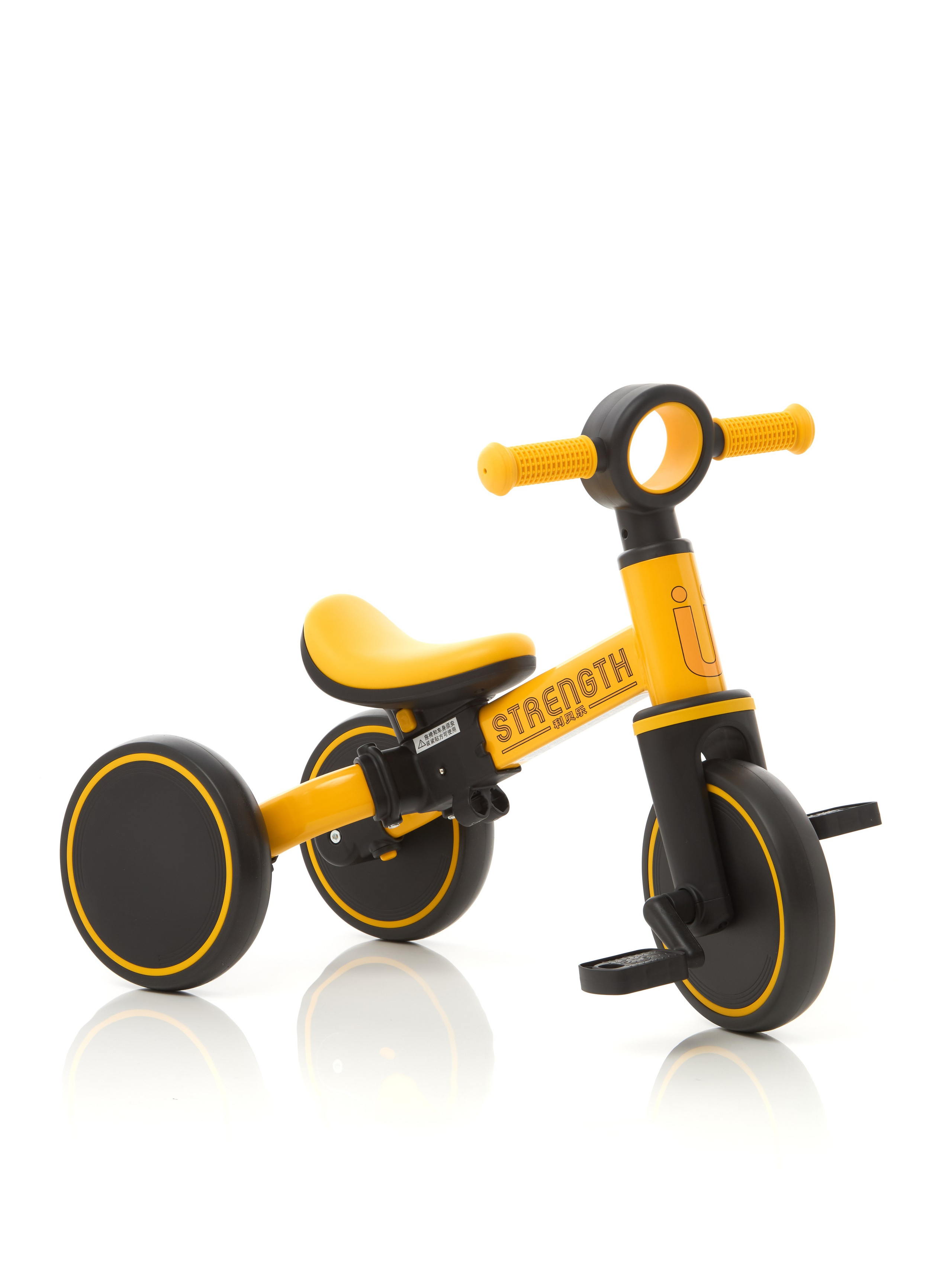 Товары для детей. Предметная фотосъемка в Алматы. Предметный фотограф для маркетплейстов Артур Ахмадиев