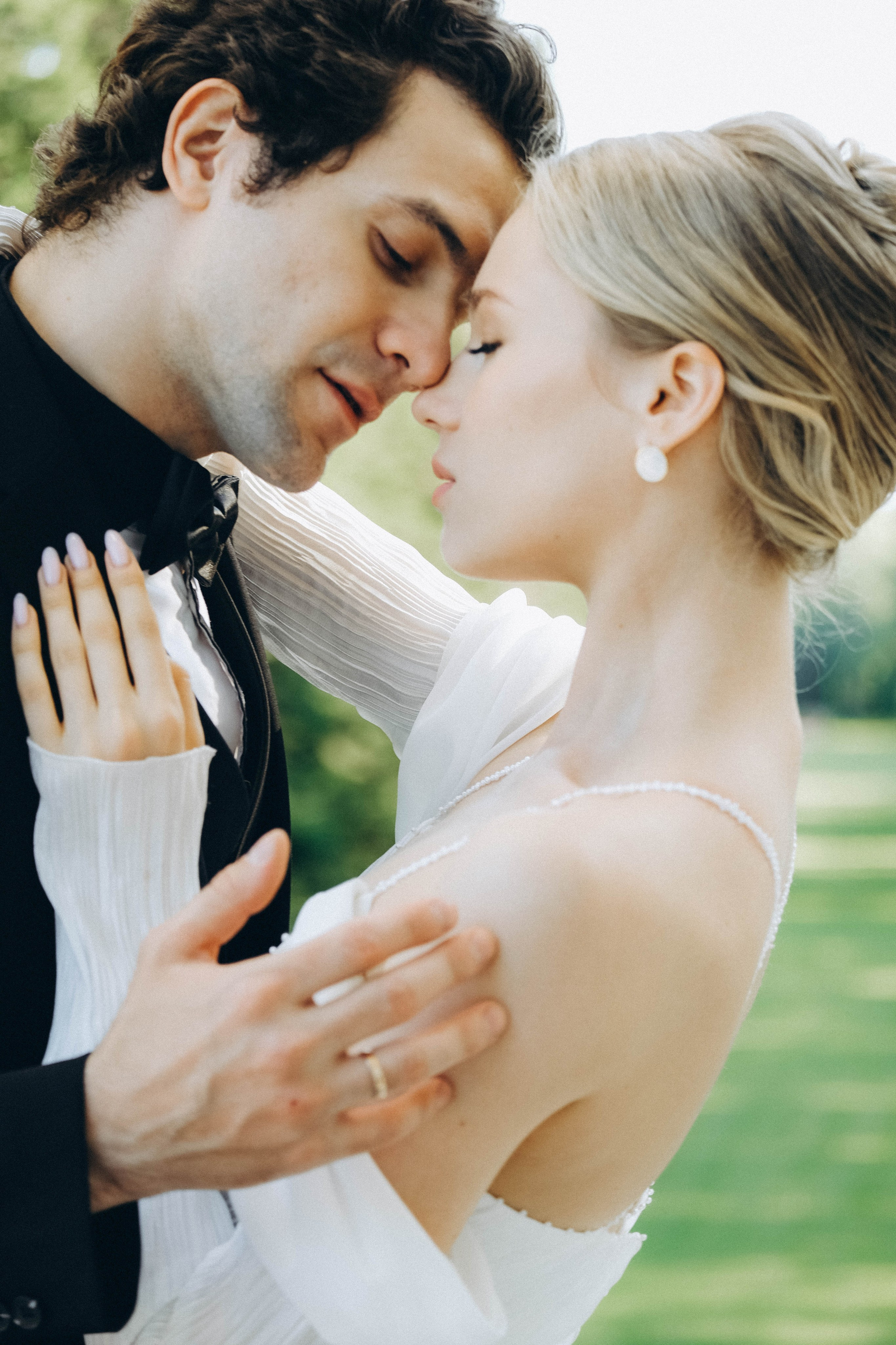 СВАДЕБНАЯ СЬЕМКА В ПАРКЕ ОРАНИЕНБАУМ. Профессиональный фотограф, Санкт-Петербург — Виктория Богомолова
