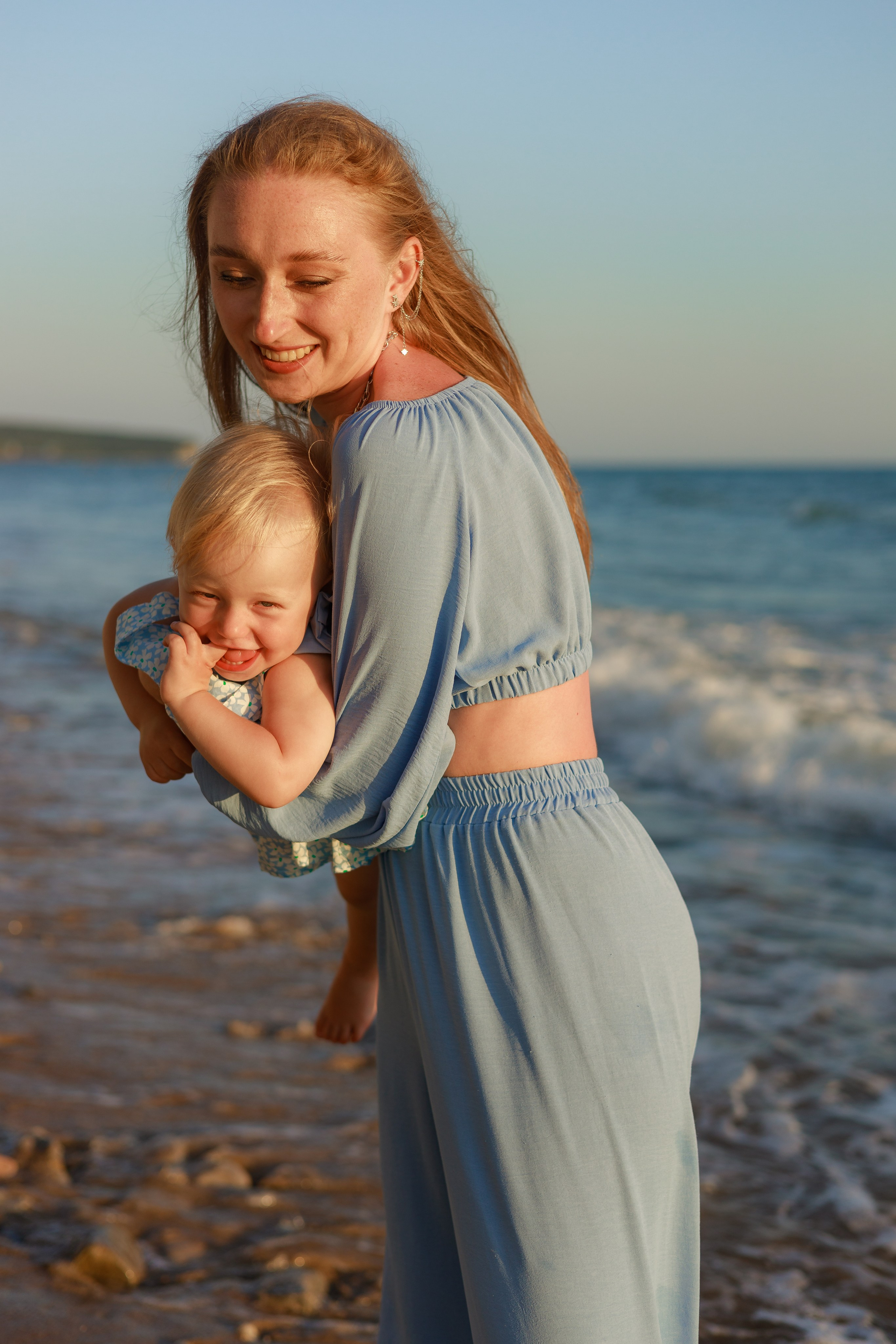 Антон, Катюша и Варечка