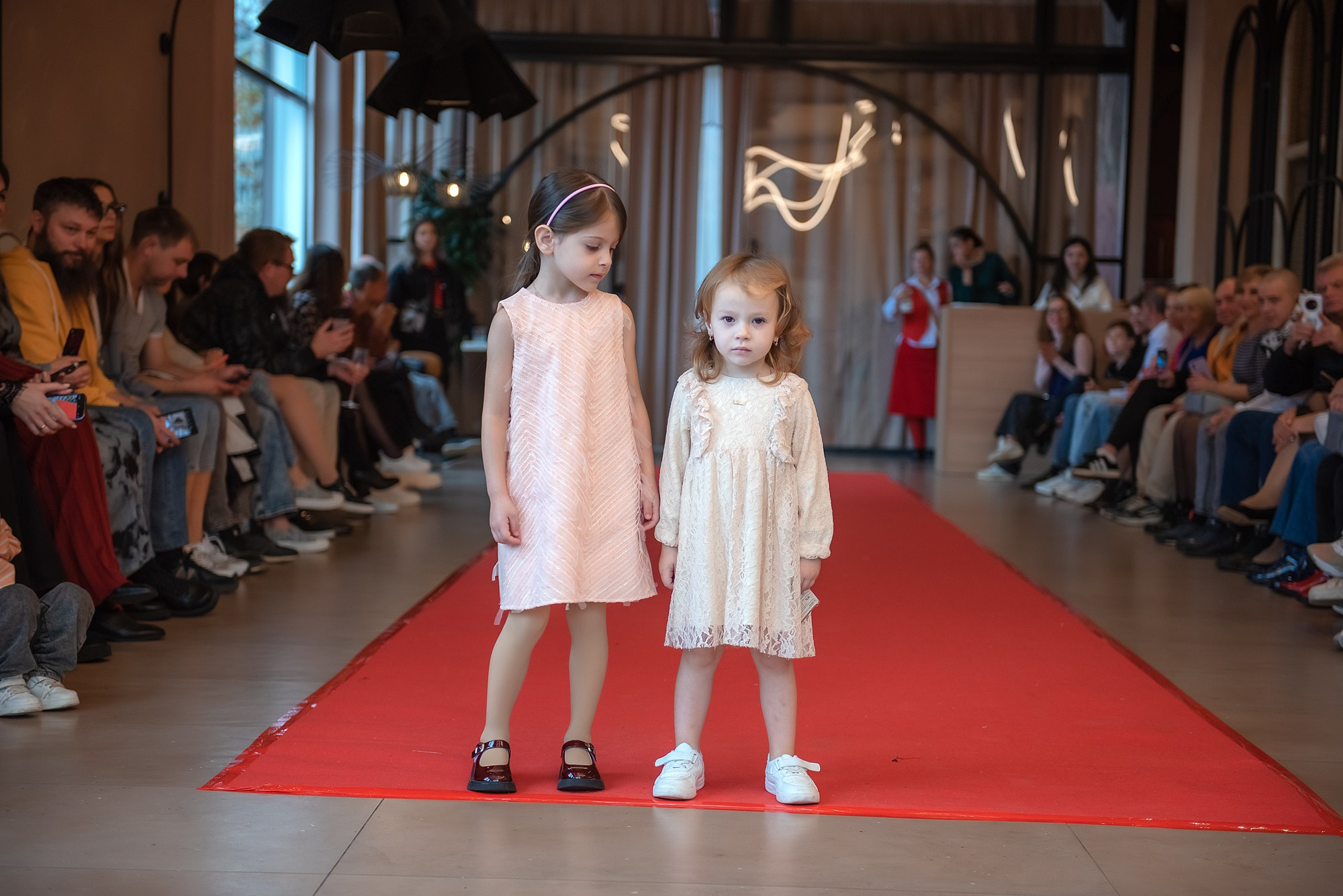 HAPPYkids дефиле в день мамы. Семейный и коммерческий фотограф в Сочи Александр Бодунов