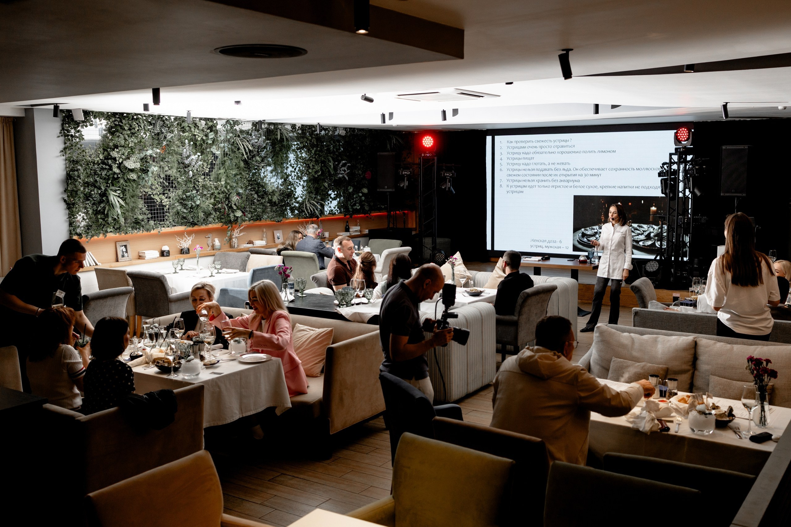 Устричный ужин в St.Tropez. Свадебный фотограф ростов-на-Дону / Сочи / Москва