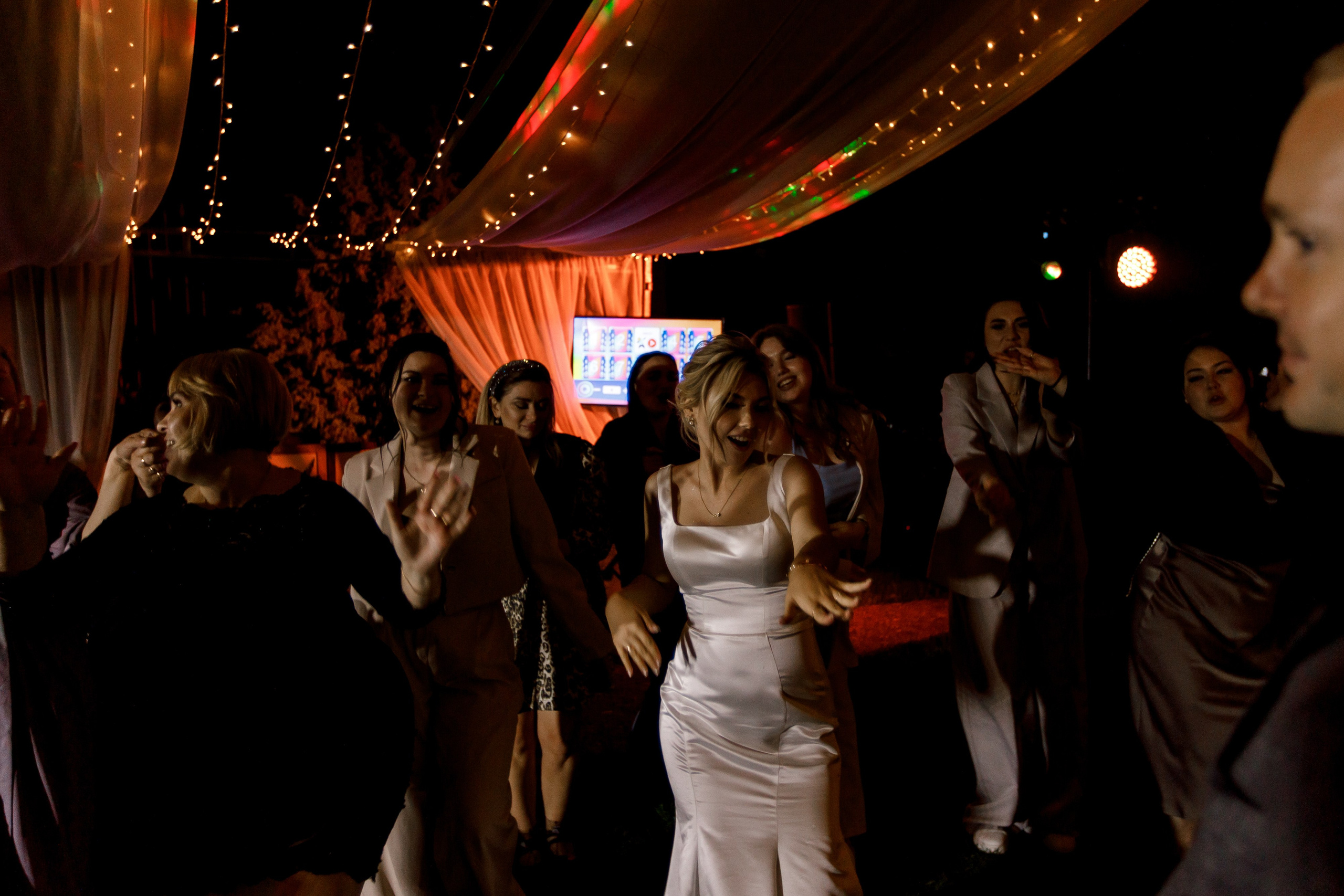 Денис и Алина. Белый замок. Фотограф Анна Лейман. Севастополь