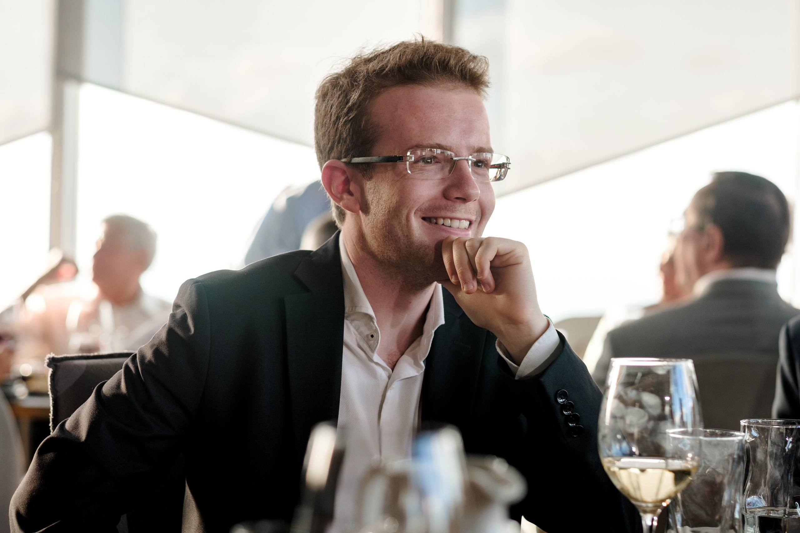 «Выше только любовь». Фотограф Макс Меш