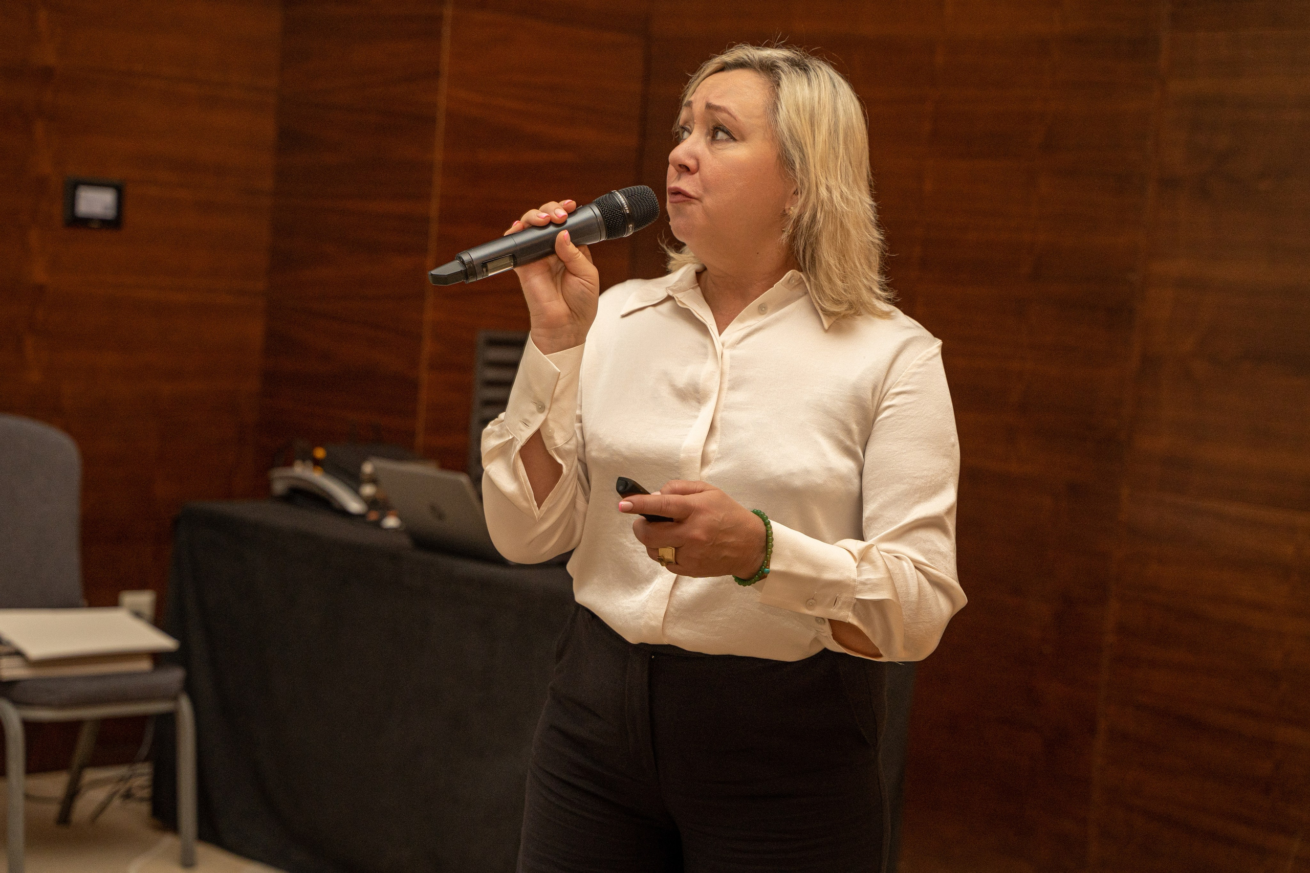 Конференция. Фотограф Мария Зайчик