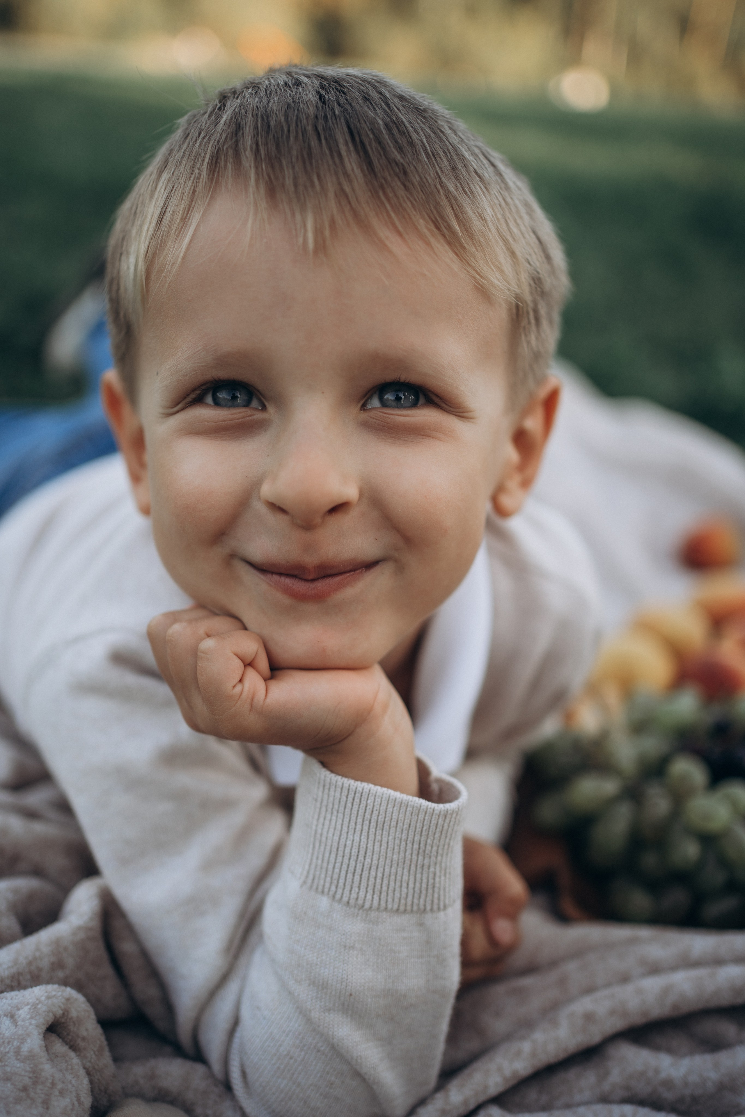 Прогулка в парке. Фотограф новорожденных и малышей до года в Москве Анастасия Соколова
