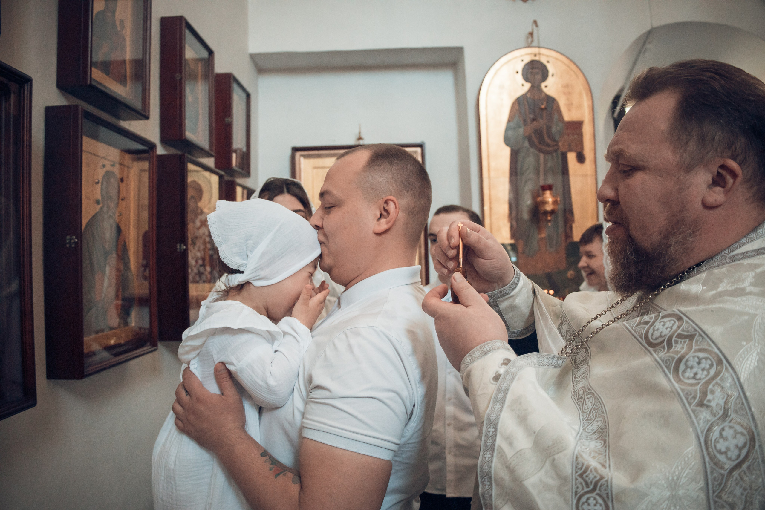 Таинство Крещения Киры. Благовещенская церковь. Семейный фотограф в Рязани и Рязанской области