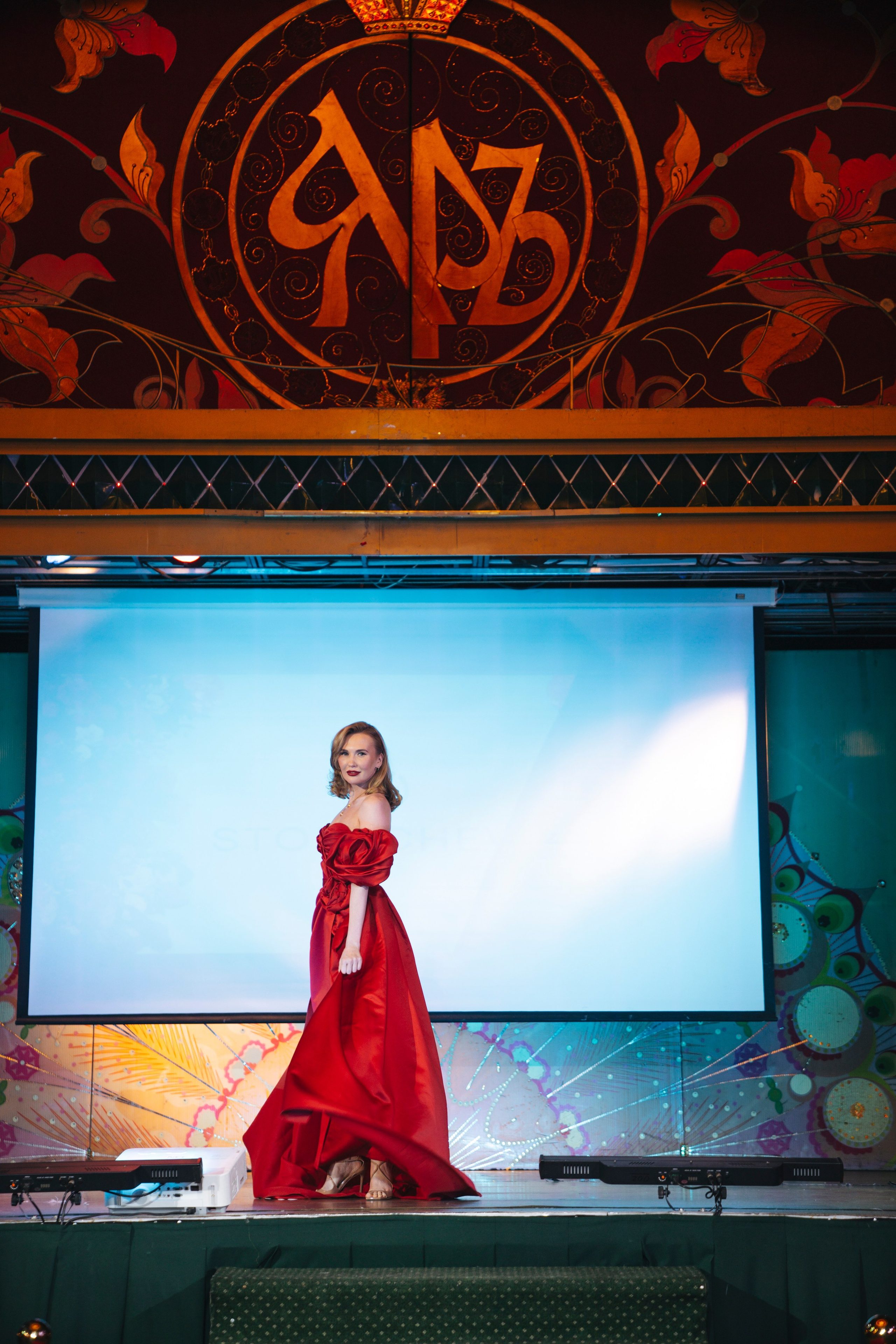 Ресторан Ярь / День рождение QR. Свадебный фотограф в Москве Кристина Чехова