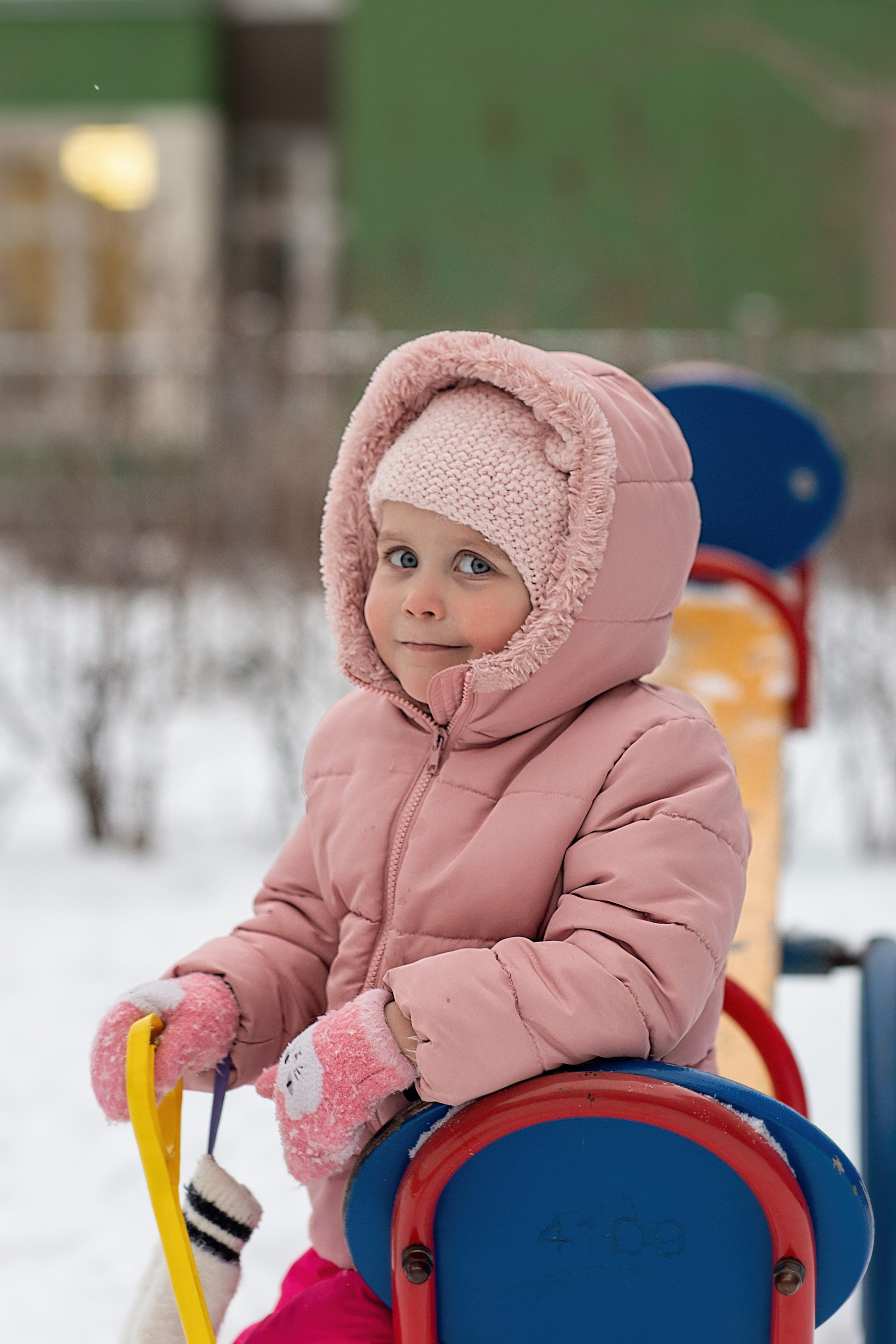 День в саду_Зима_2023 год. Семейный фотограф в Санкт-Петербурге