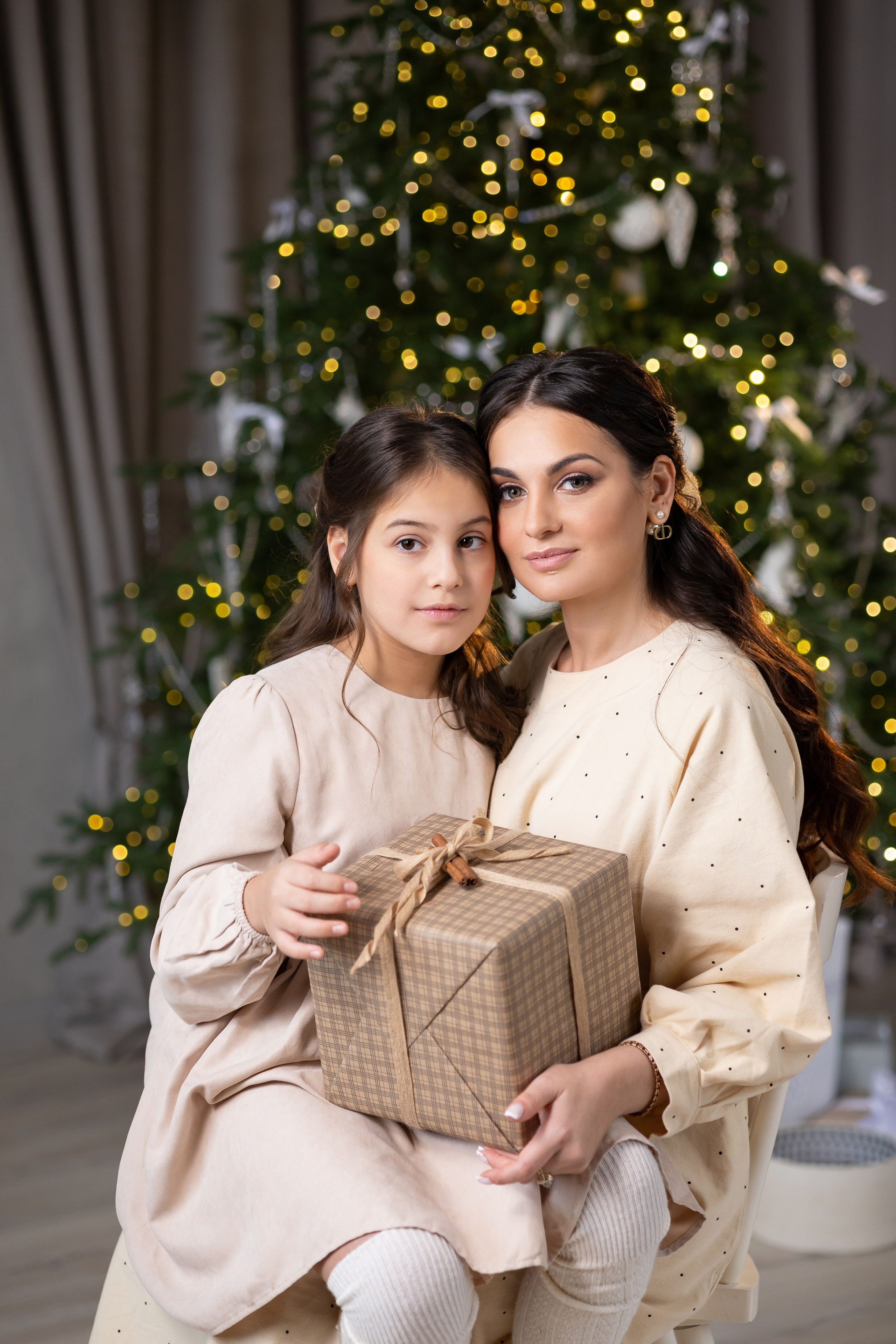 Василиса и Валентина. Главная