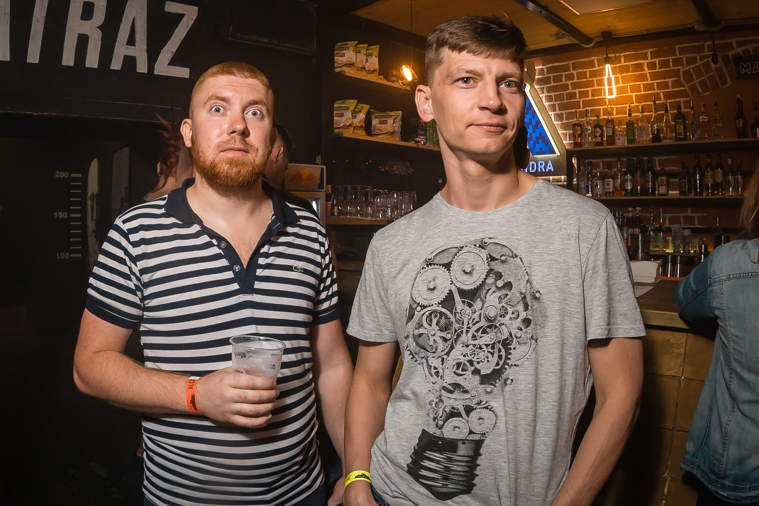 ВКЛЮЧАЙ МИКРОФОН! в Alcatraz bar. Фотографиня Мария Дикова