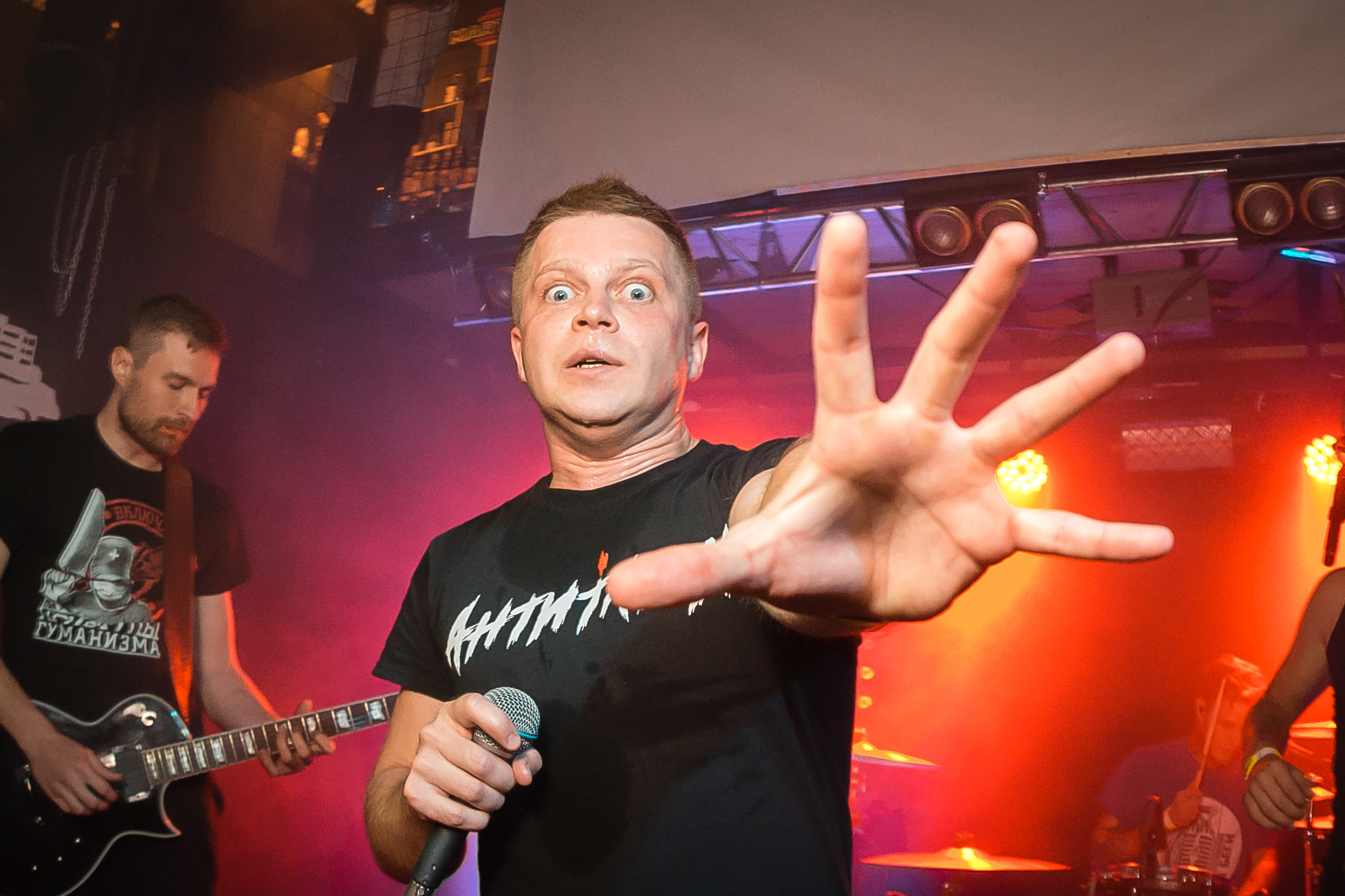 ВКЛЮЧАЙ МИКРОФОН! в Alcatraz bar. Фотографиня Мария Дикова