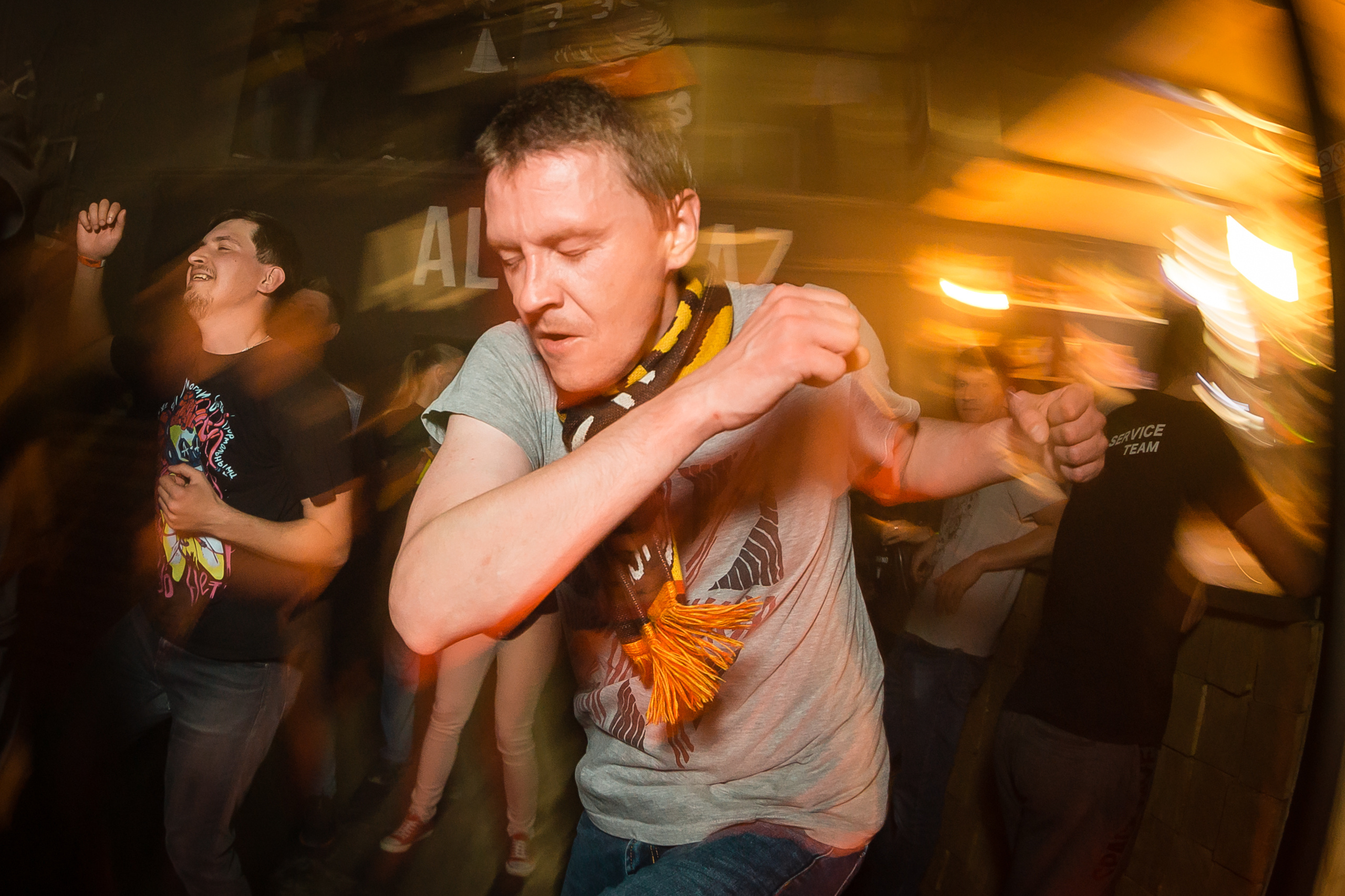 ВКЛЮЧАЙ МИКРОФОН! в Alcatraz bar. Фотографиня Мария Дикова