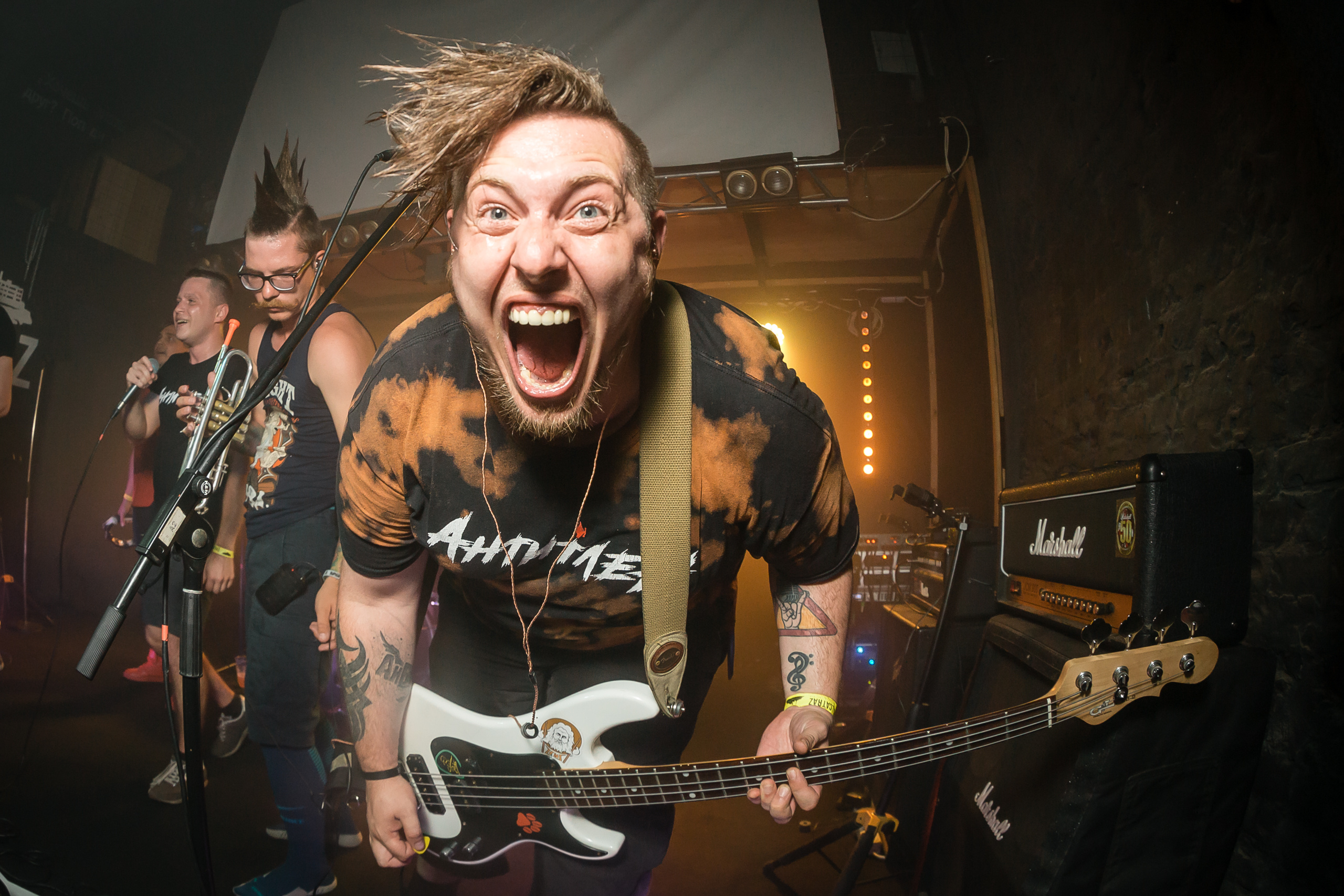 ВКЛЮЧАЙ МИКРОФОН! в Alcatraz bar. Фотографиня Мария Дикова