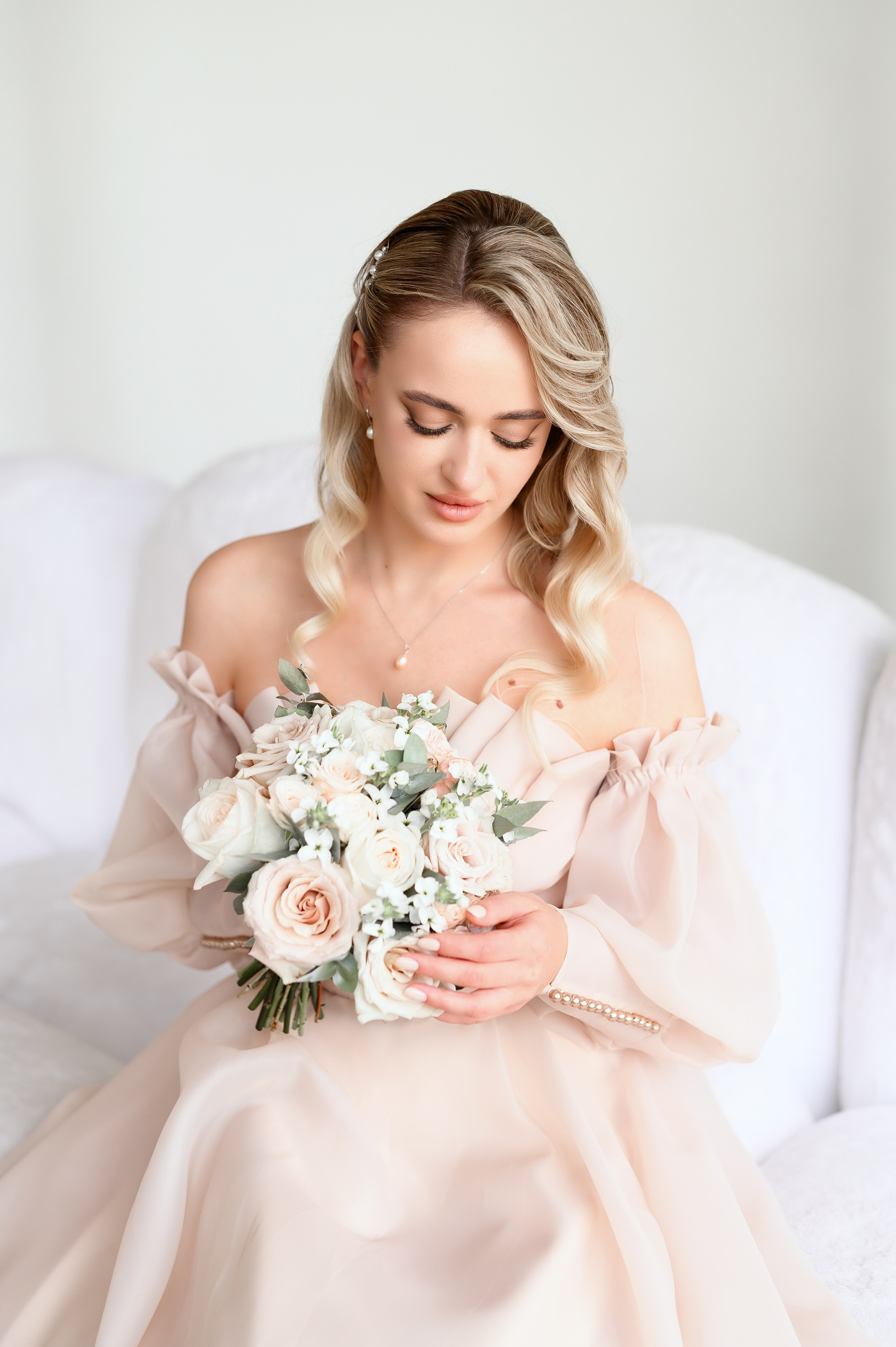 Ангелина и Александр | свадебная студийная съемка. Фотограф в Краснодаре Скубицкая Альбина