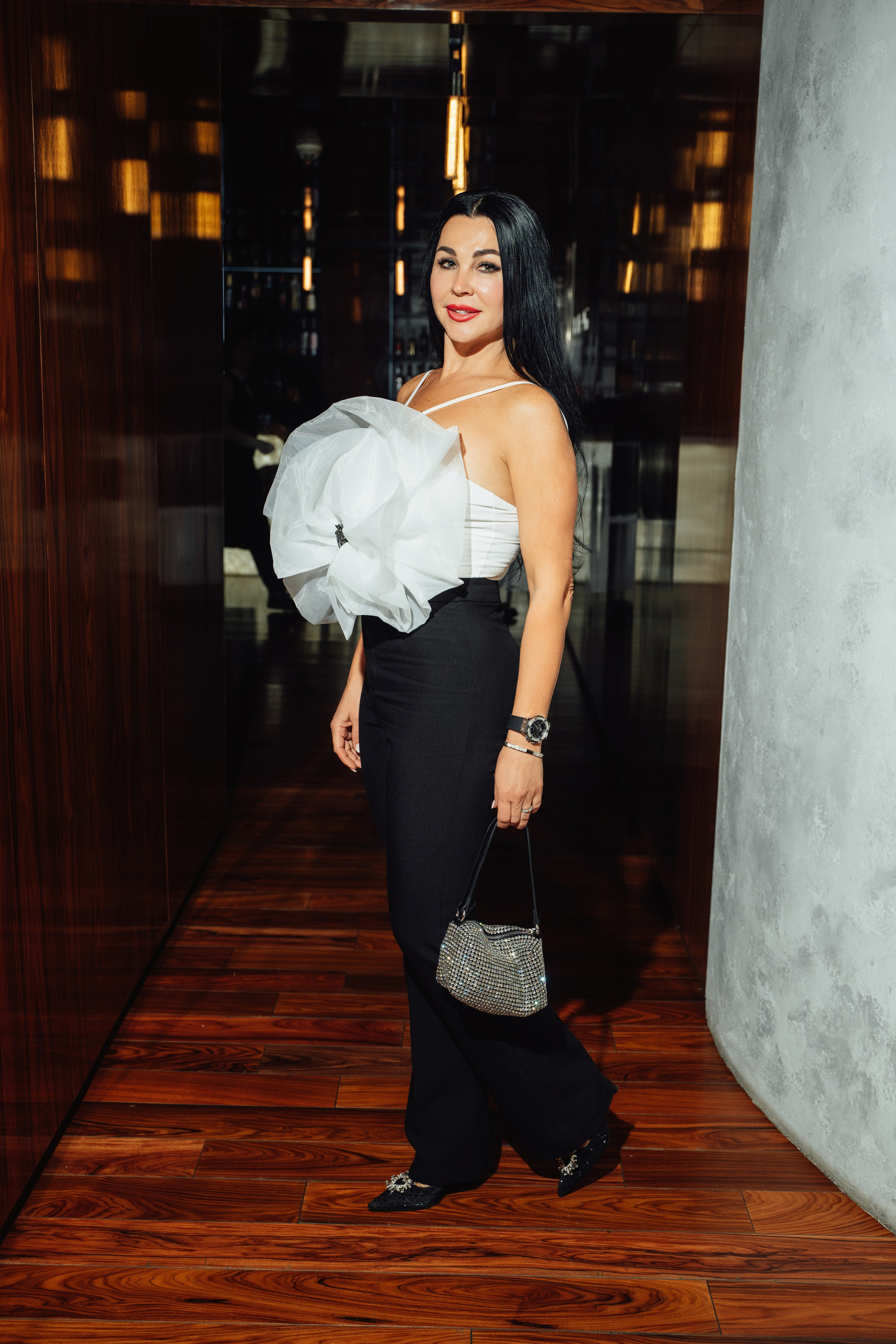 12 апреля (пятница). BENUAR Restaurant