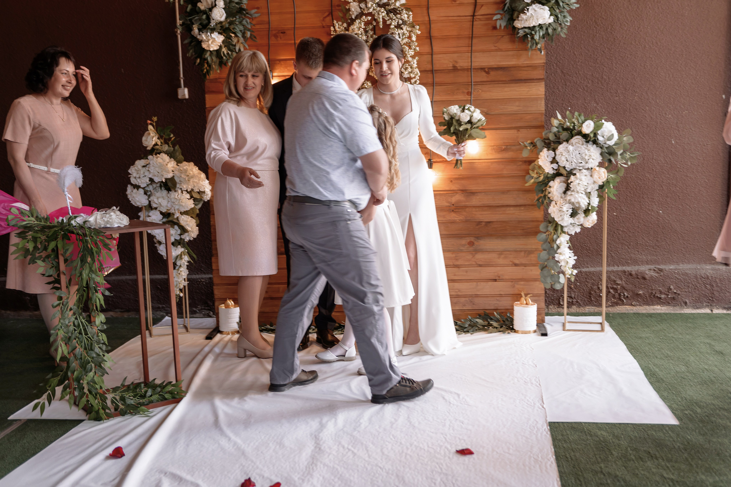 Эдуард и Виктория. Свадебный фотограф Белгород Валуйки Старый Оскол Воронеж