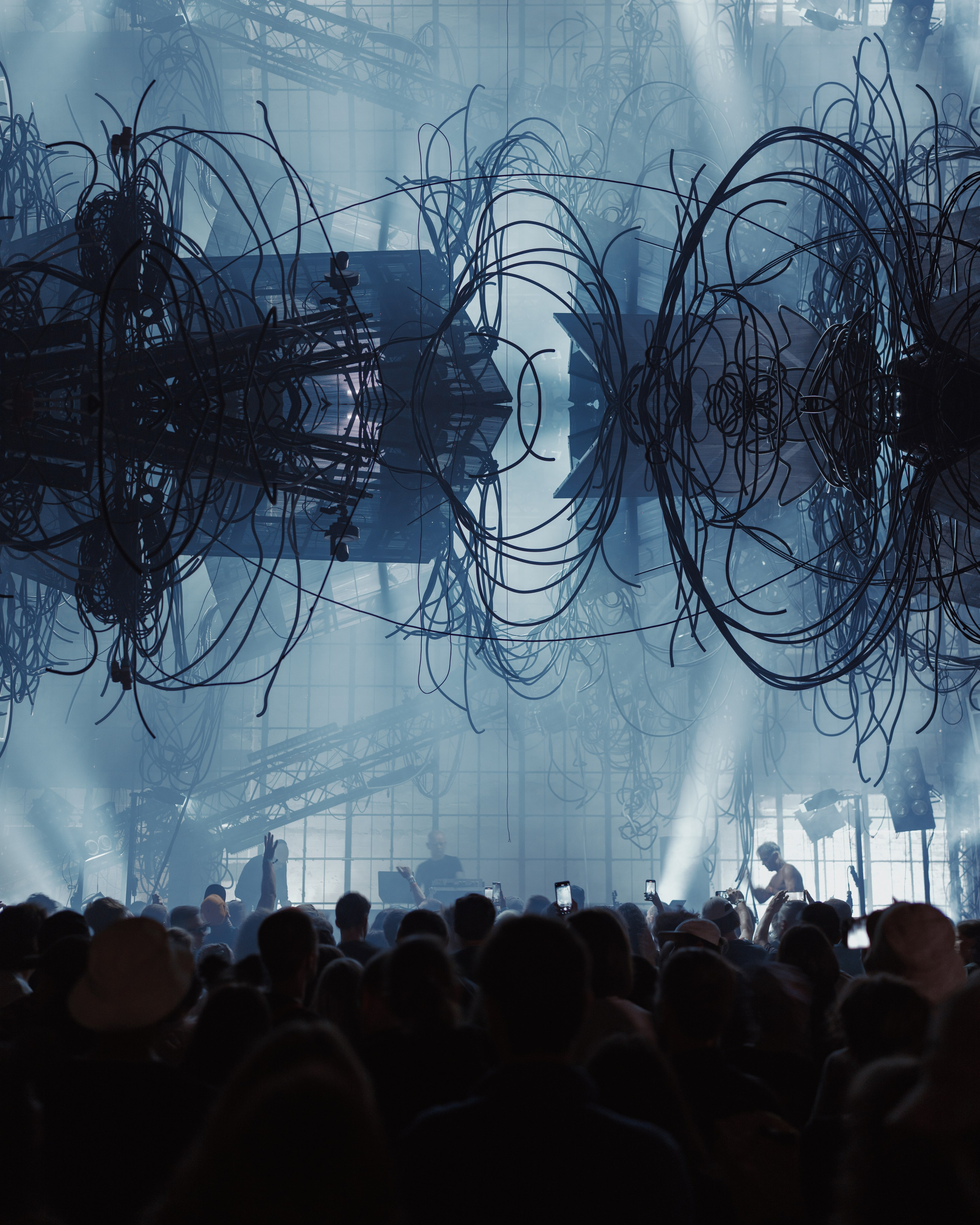 Outline 2024. @tomrus: Рустам Шагиморданов — фотограф