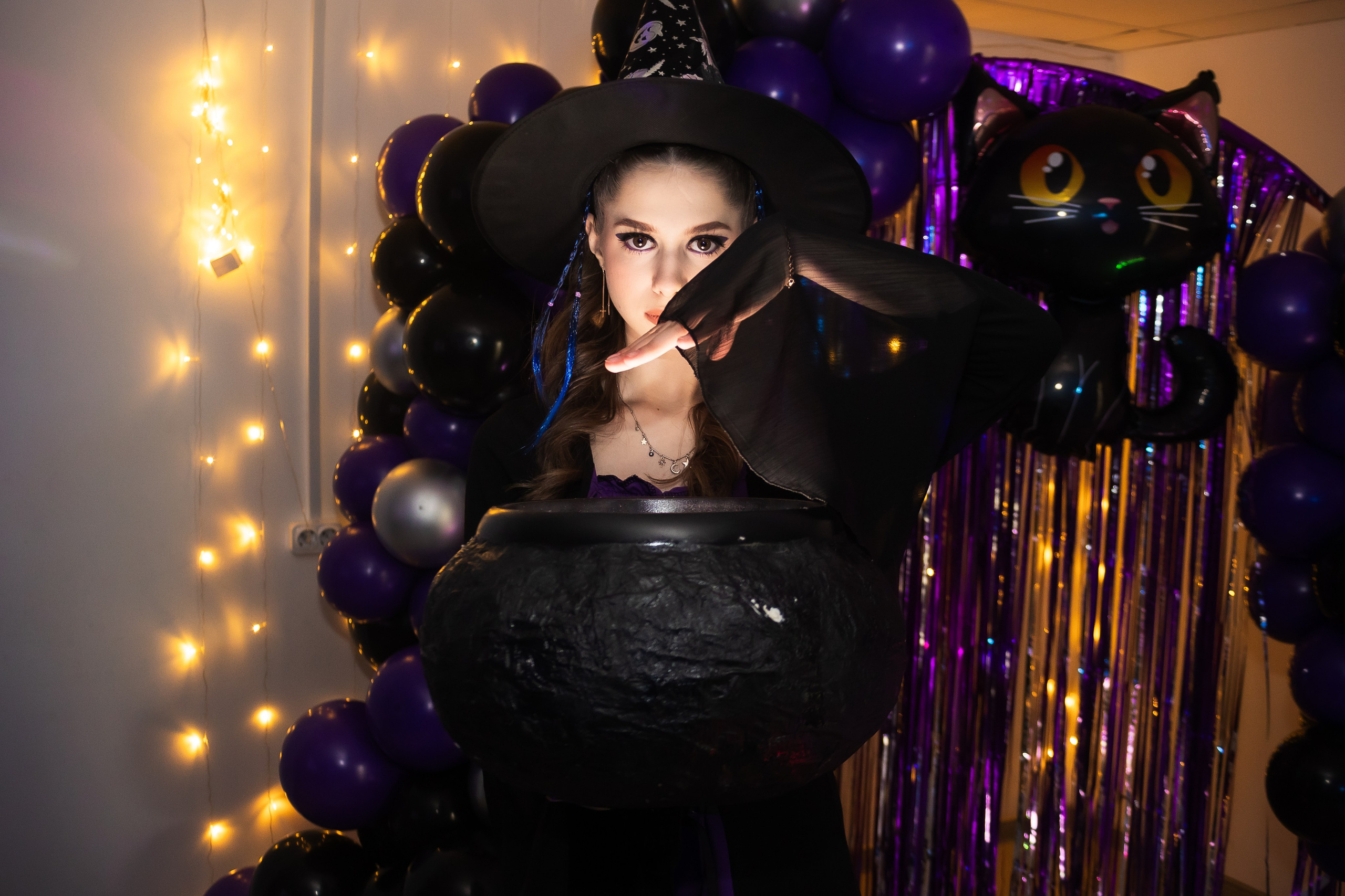 Аниматоры и Ростовые куклы. Организация мероприятий «Мир праздника Балу»