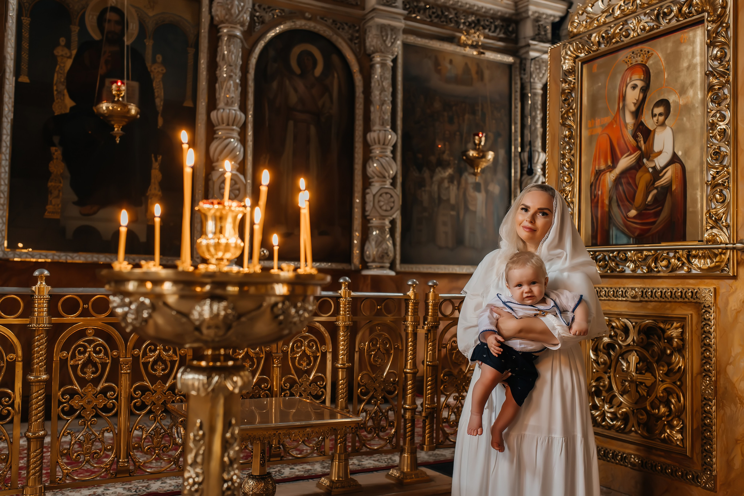 Крещение Марка в Храме всех святых на Соколе. Фотограф на крещение и венчание Москва  Надежда Баланина