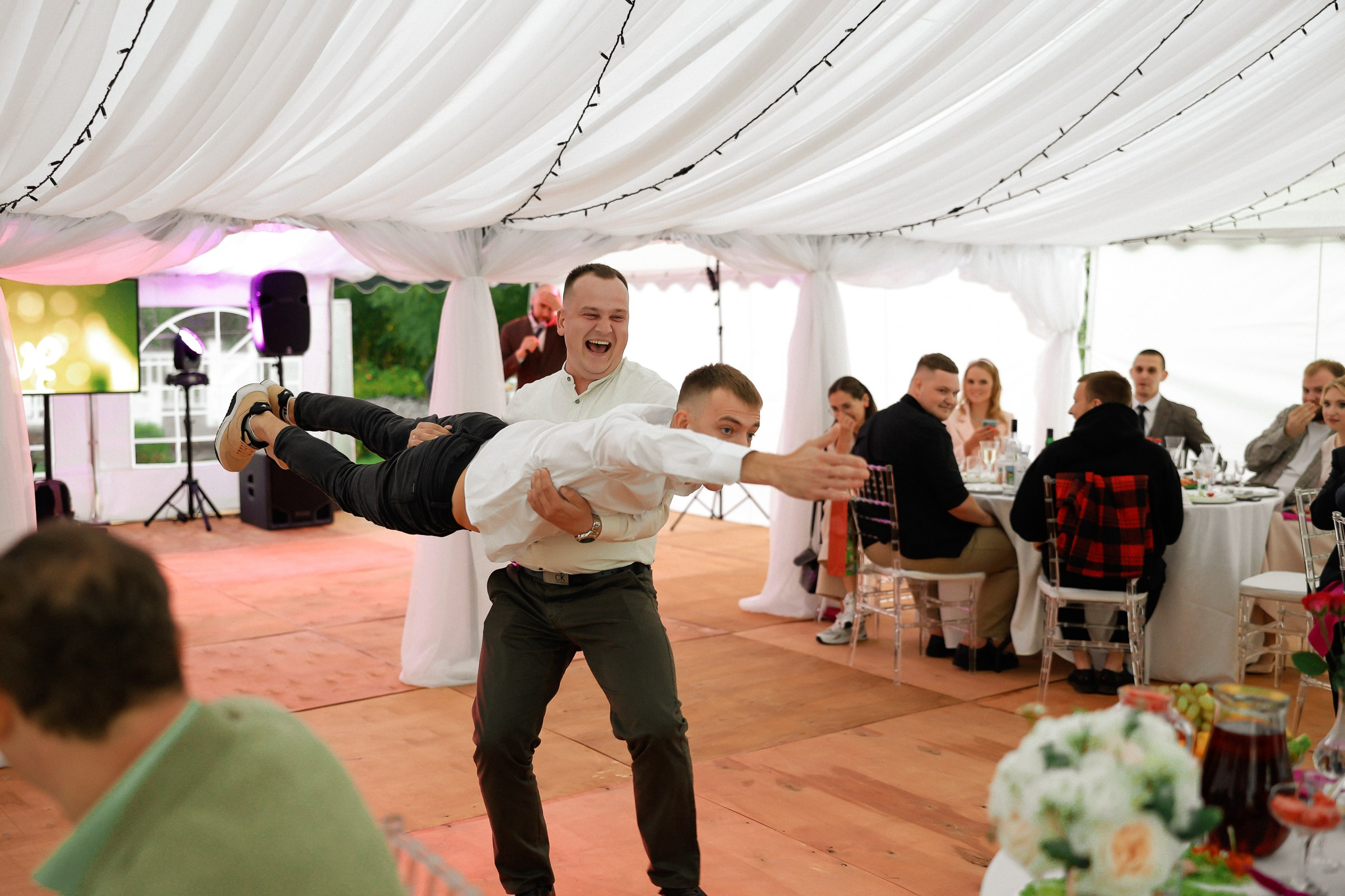 Мария и Роман. 2023. Свадебный фотограф Великий Новгород Станислав Кособудский