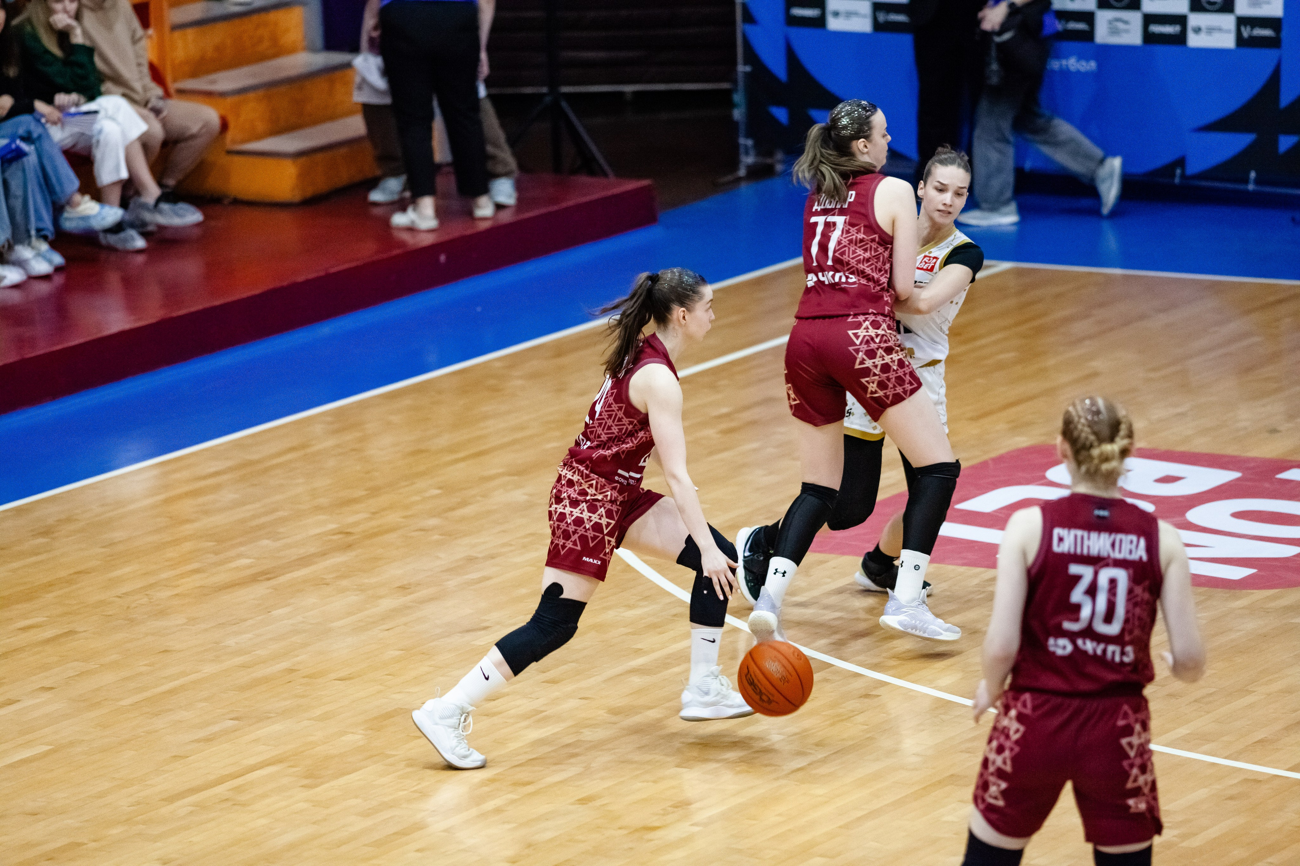 ЧГУ-Атланта — Славянка. Фотография