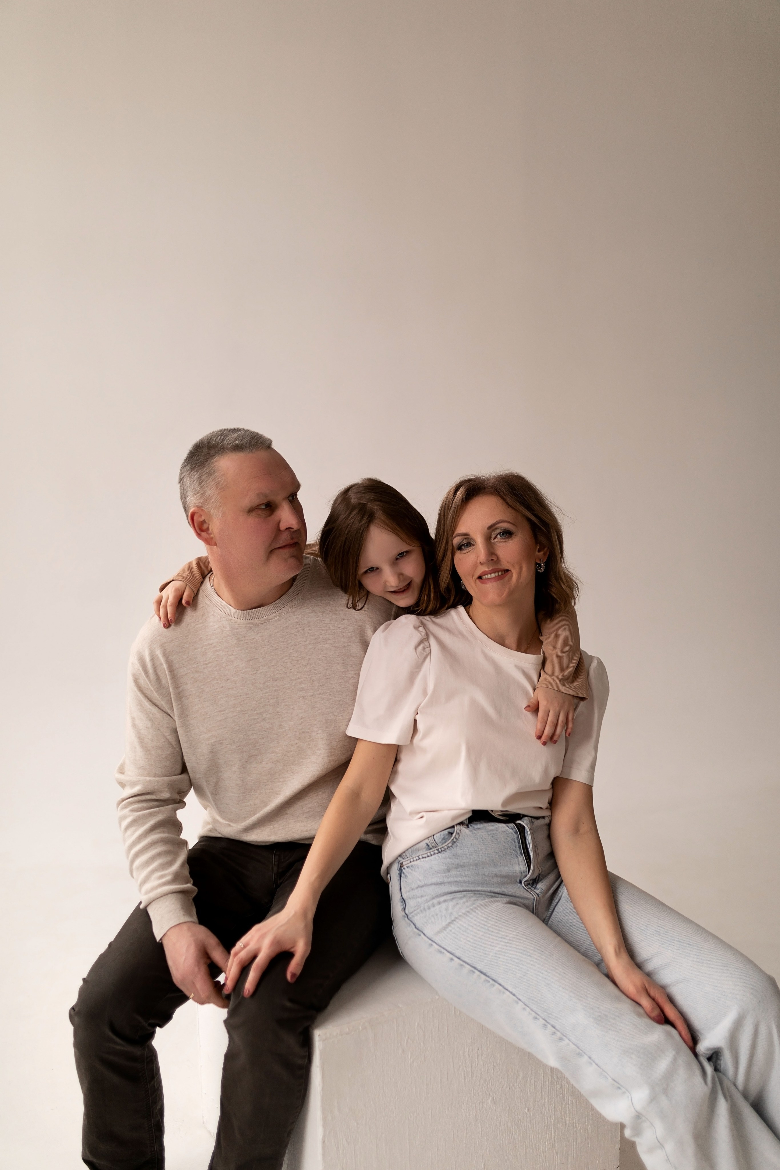 Сергей, Марина, Маша. Главная