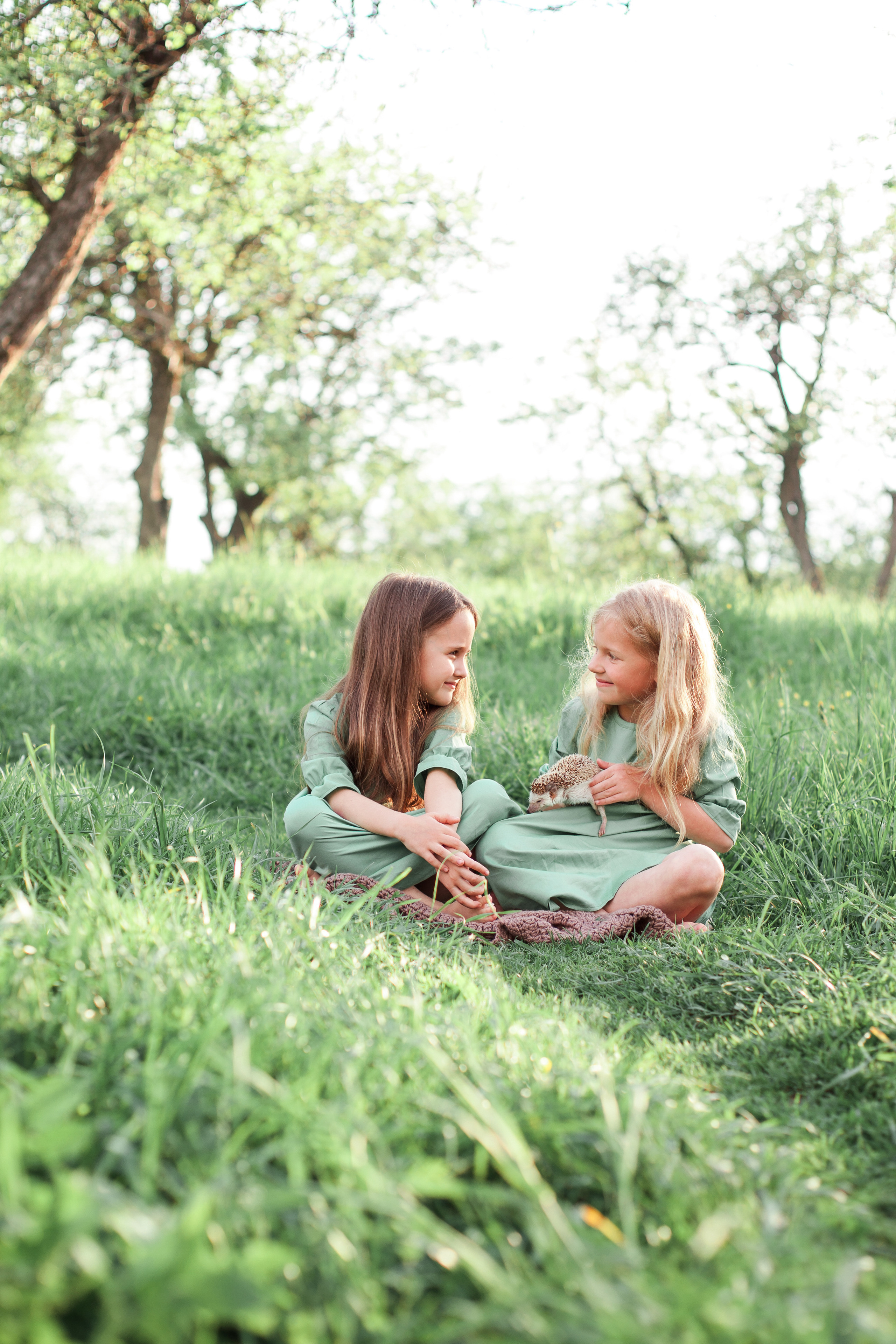 Дружба с ежиком!!!. Фотограф новорожденных в Брянске Анжелика Прохоренкова