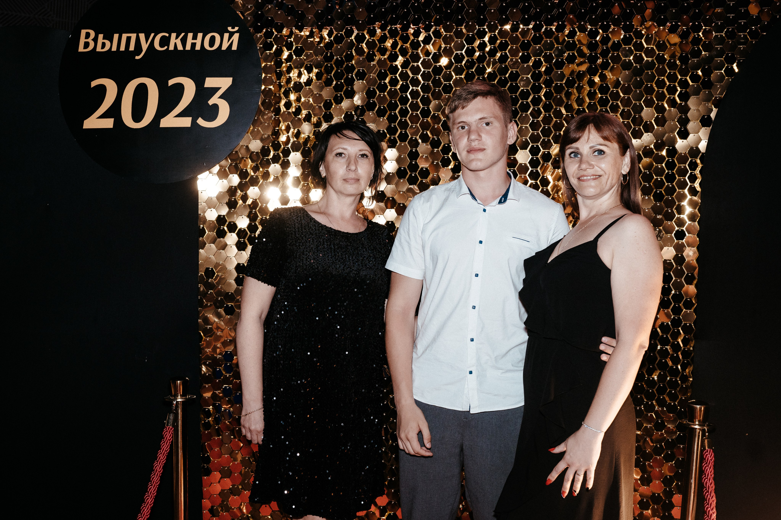 Выпускной «Ribiza». Свадебный фотограф в Симферополе