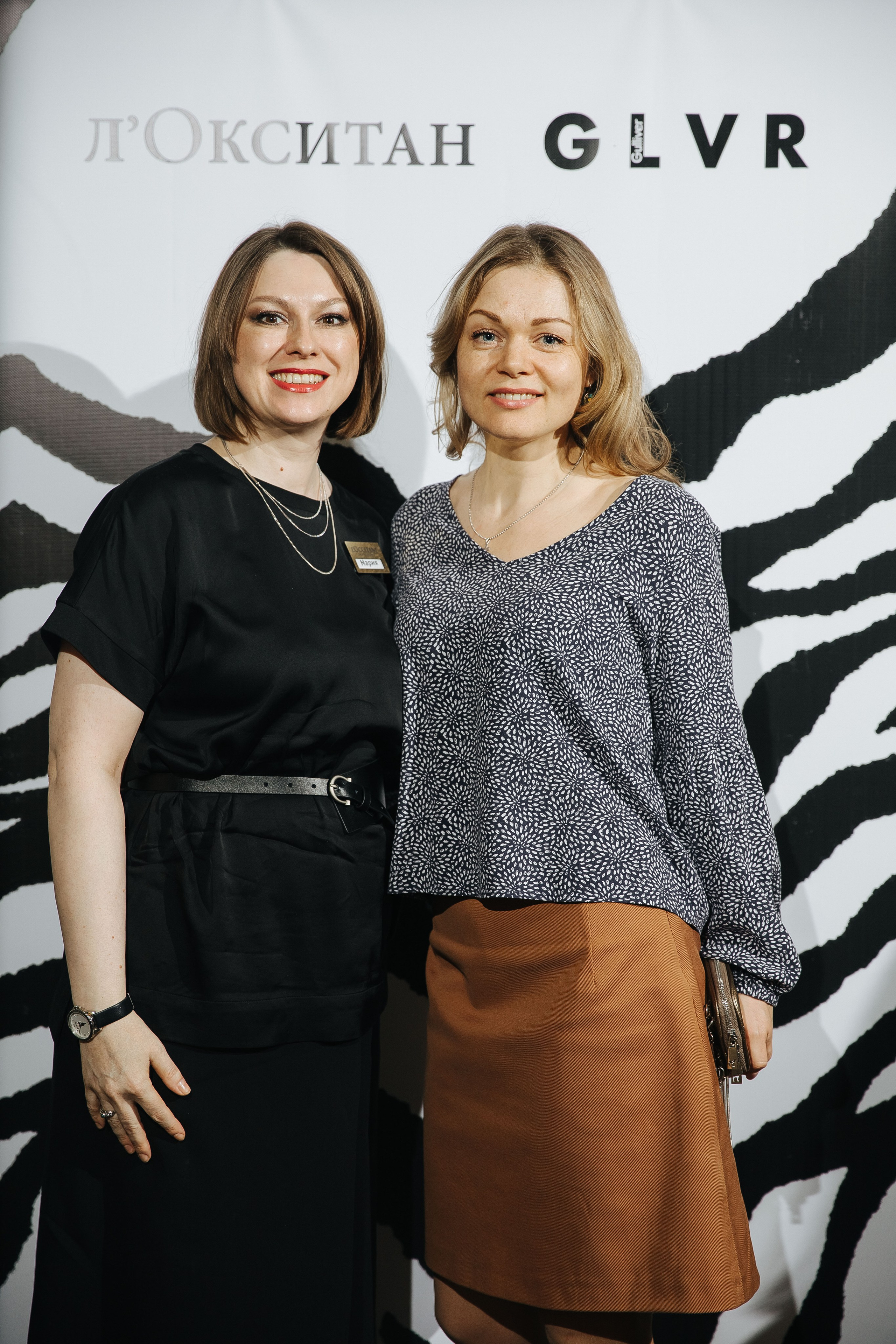 Презентация открытия магазина женской одежды GLVR в ресторане Fresco. Фотограф в Красноярске Надежда Воскресенская