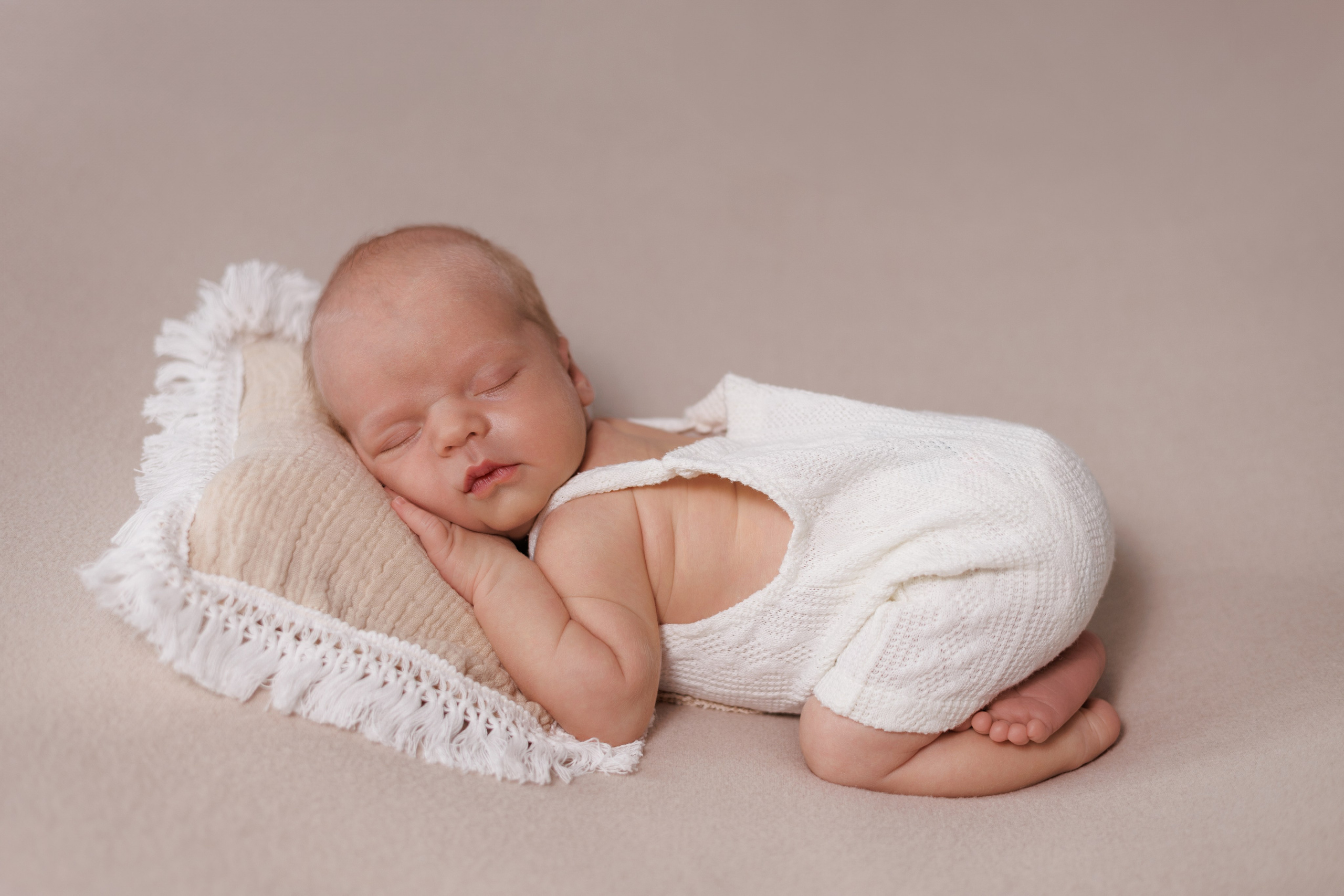Фотосессия новорожденные. Фотограф новорождённых в Томске Юлия Волкова
