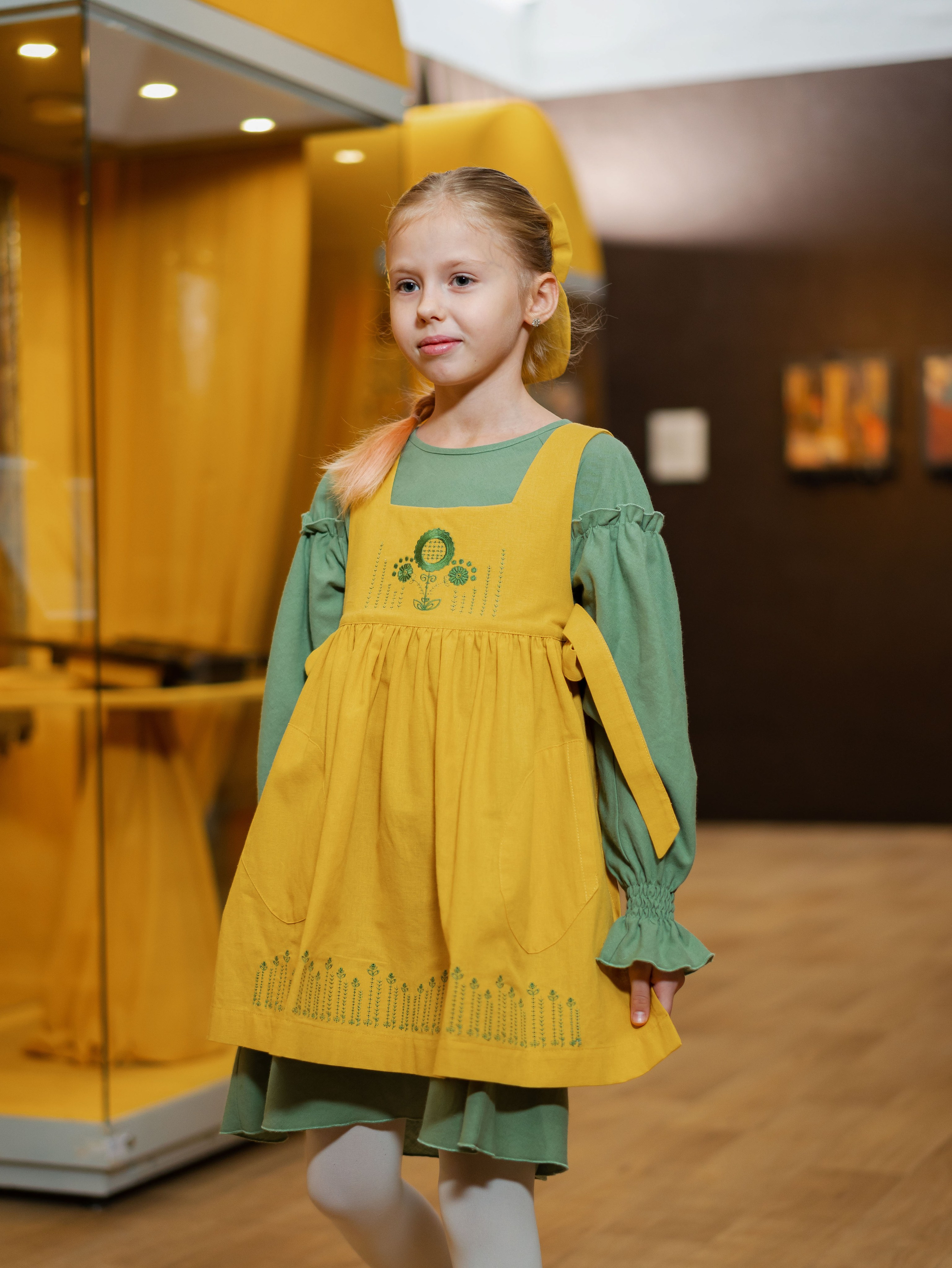 Показ одежды в рамках выставки «105. Лучшее». Фотограф Москва