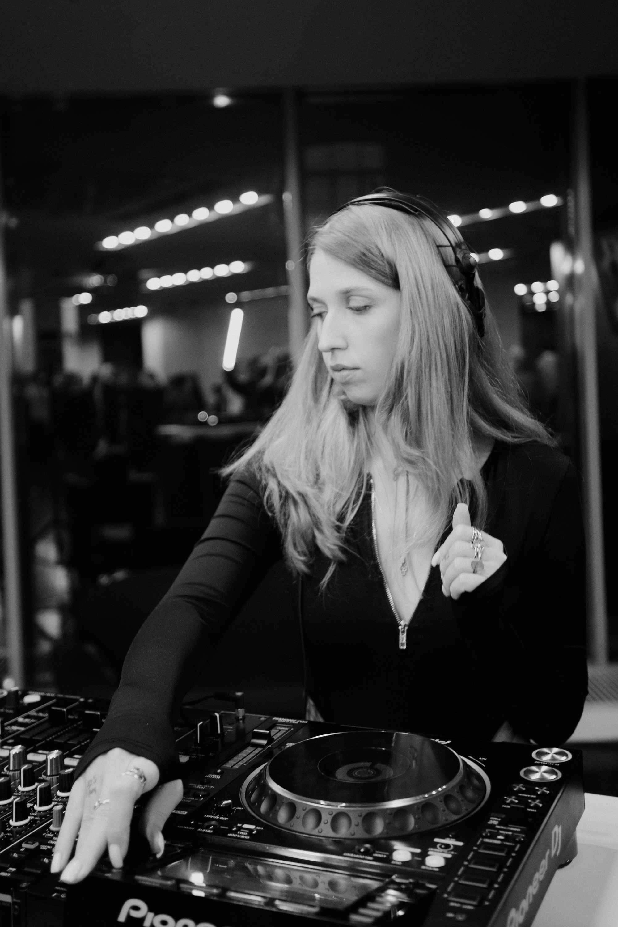 Fashion week 23. Home