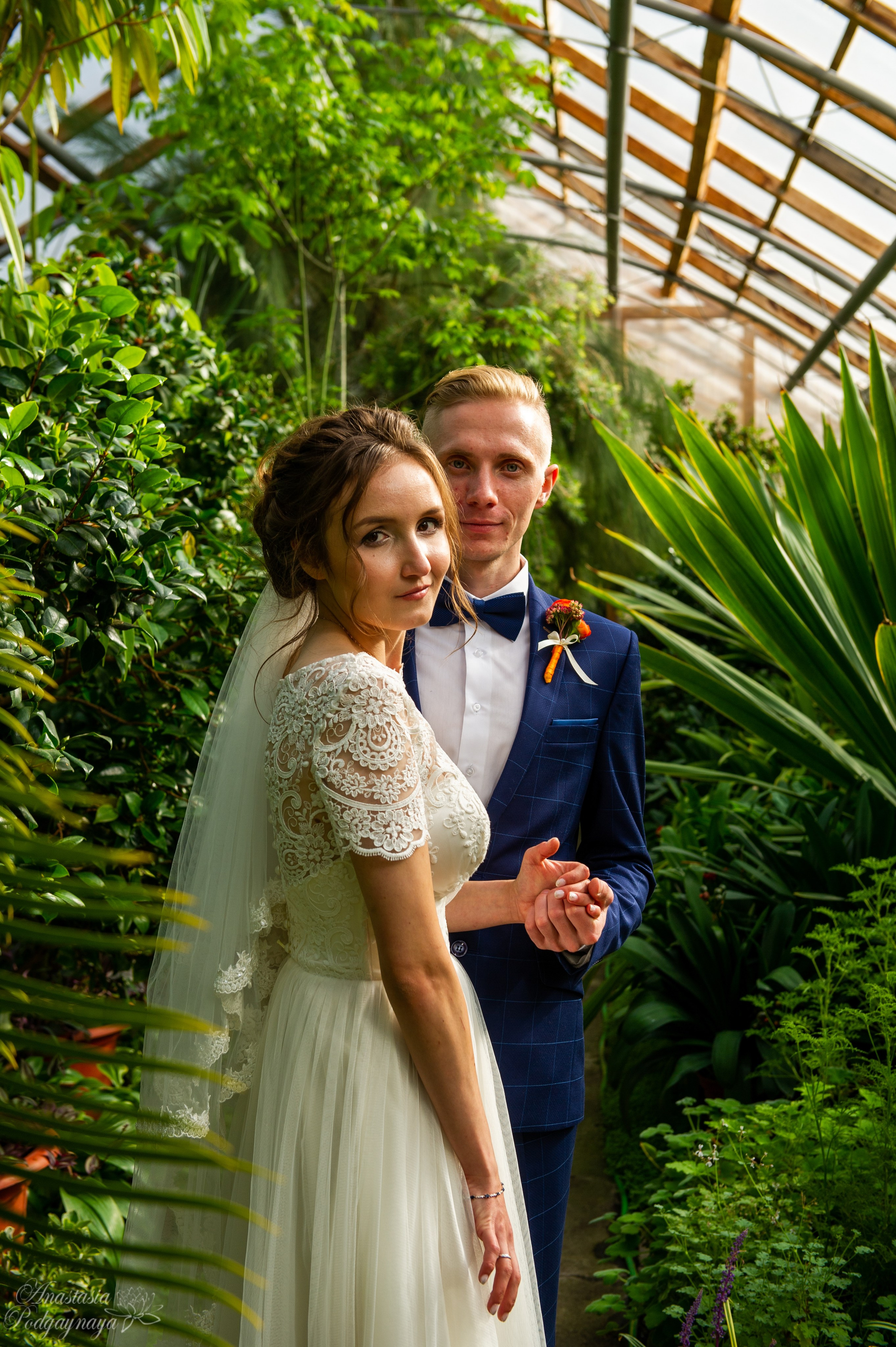 Саша и Арина. Семейный и женский фотограф, контент фотосессия в Екатеринбурге