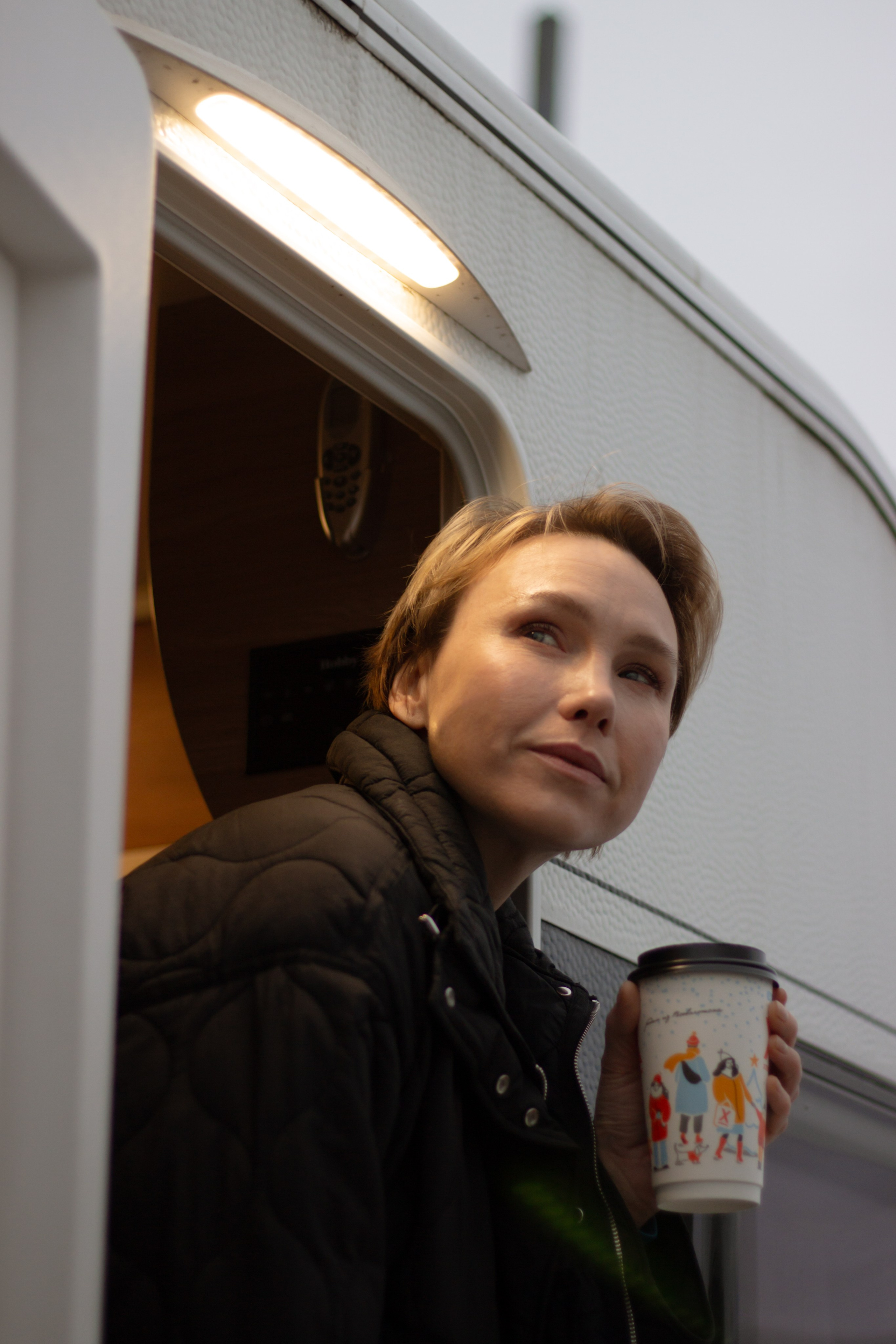 На съемках фильма «Ганди молчал по субботам». Юля Мурашова портретный и документальный фотограф