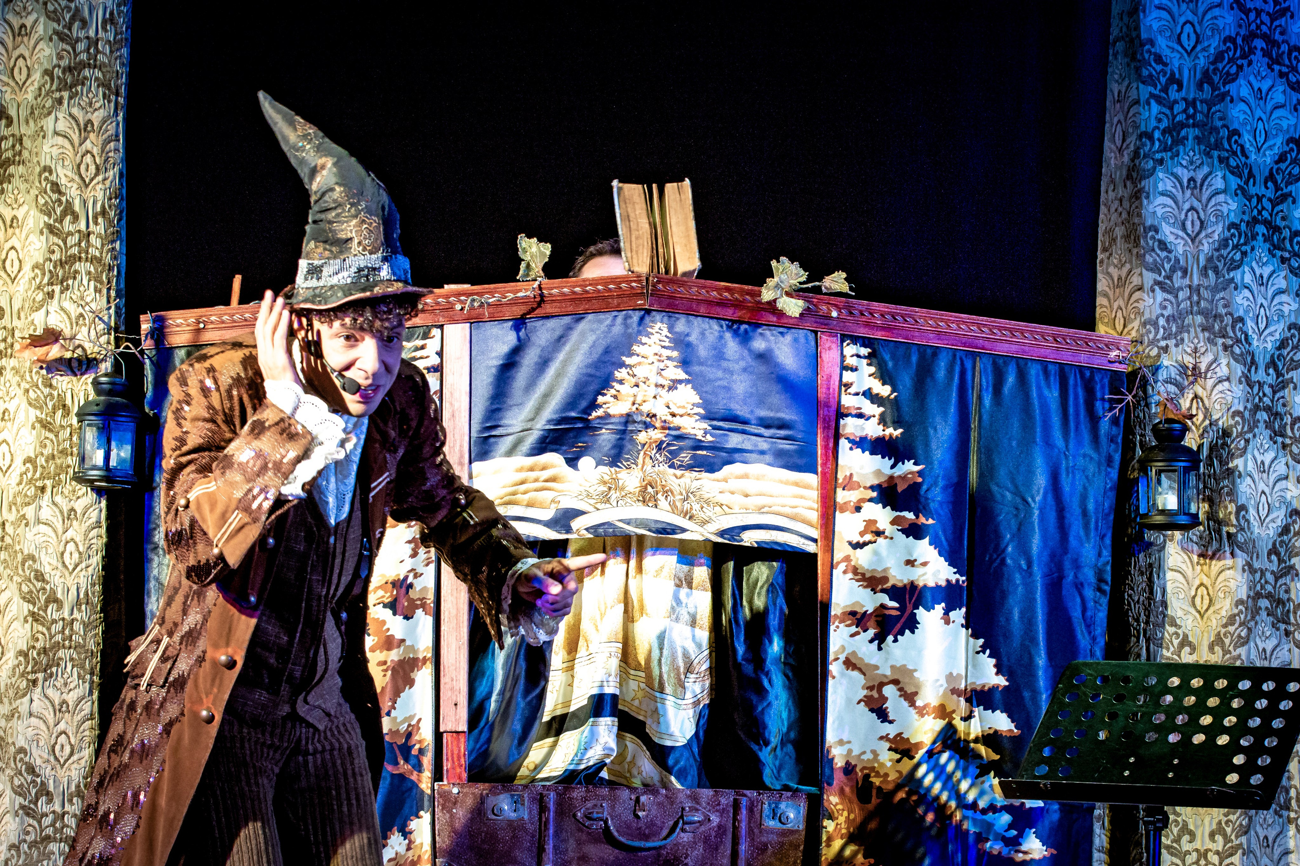 Маленькая ведьма спектакль театра Саквояж. Фотограф в Сочи Юрий Шептаев