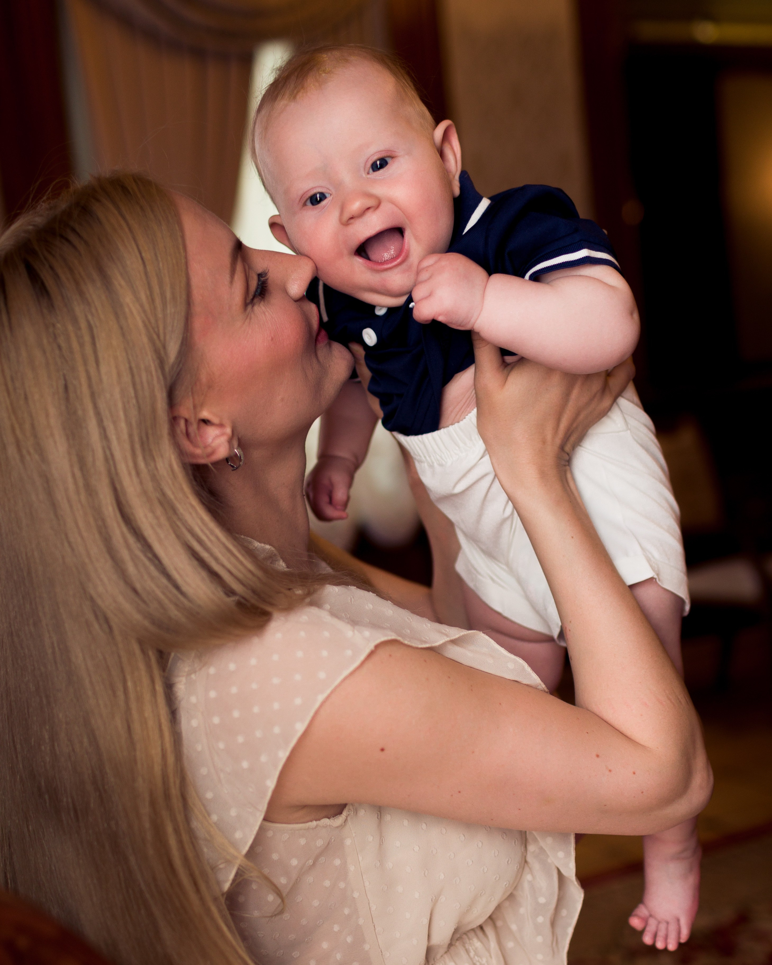 Фотосессия в ЗАГСе Малютка Санкт-Петербург. Семейный фотограф в Санкт-Петербурге — Лена Тимина