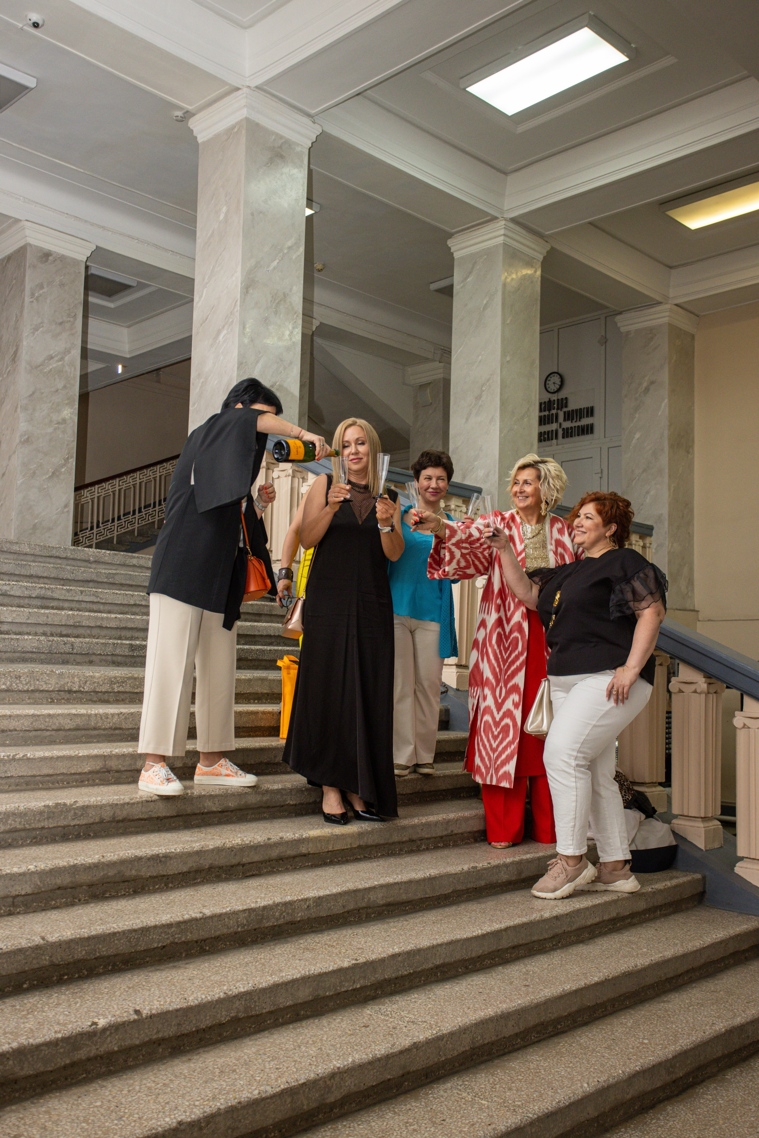 Встреча выпускников. Стоматологи СПб. Семейный фотограф в Вышнем Волочке — Ульяна Иванова | Фотосессии для всей семьи