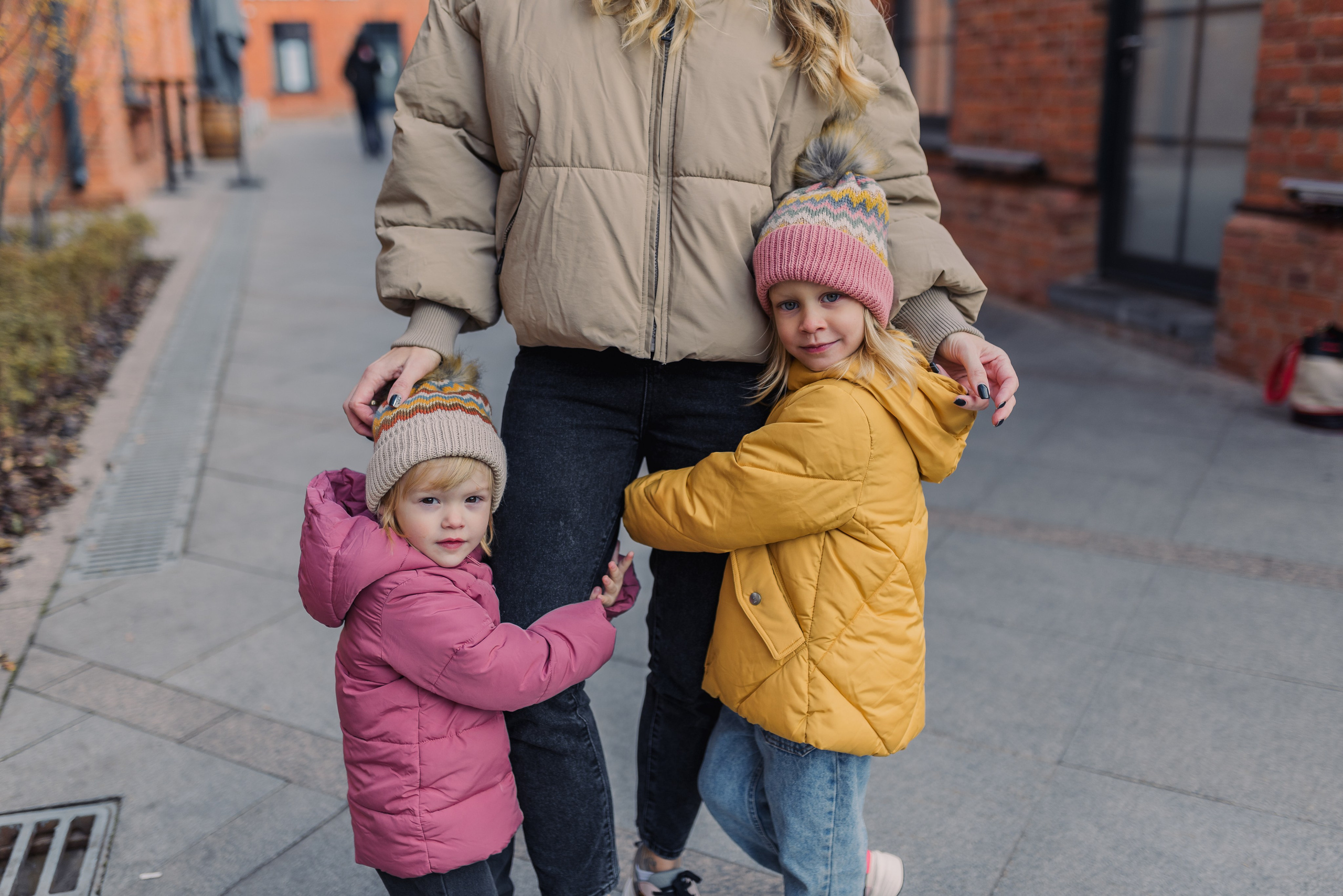 Прогулочная фотосессия в городе в стиле Lifestyle. Контент-фотограф в Москве Хныкина Лена