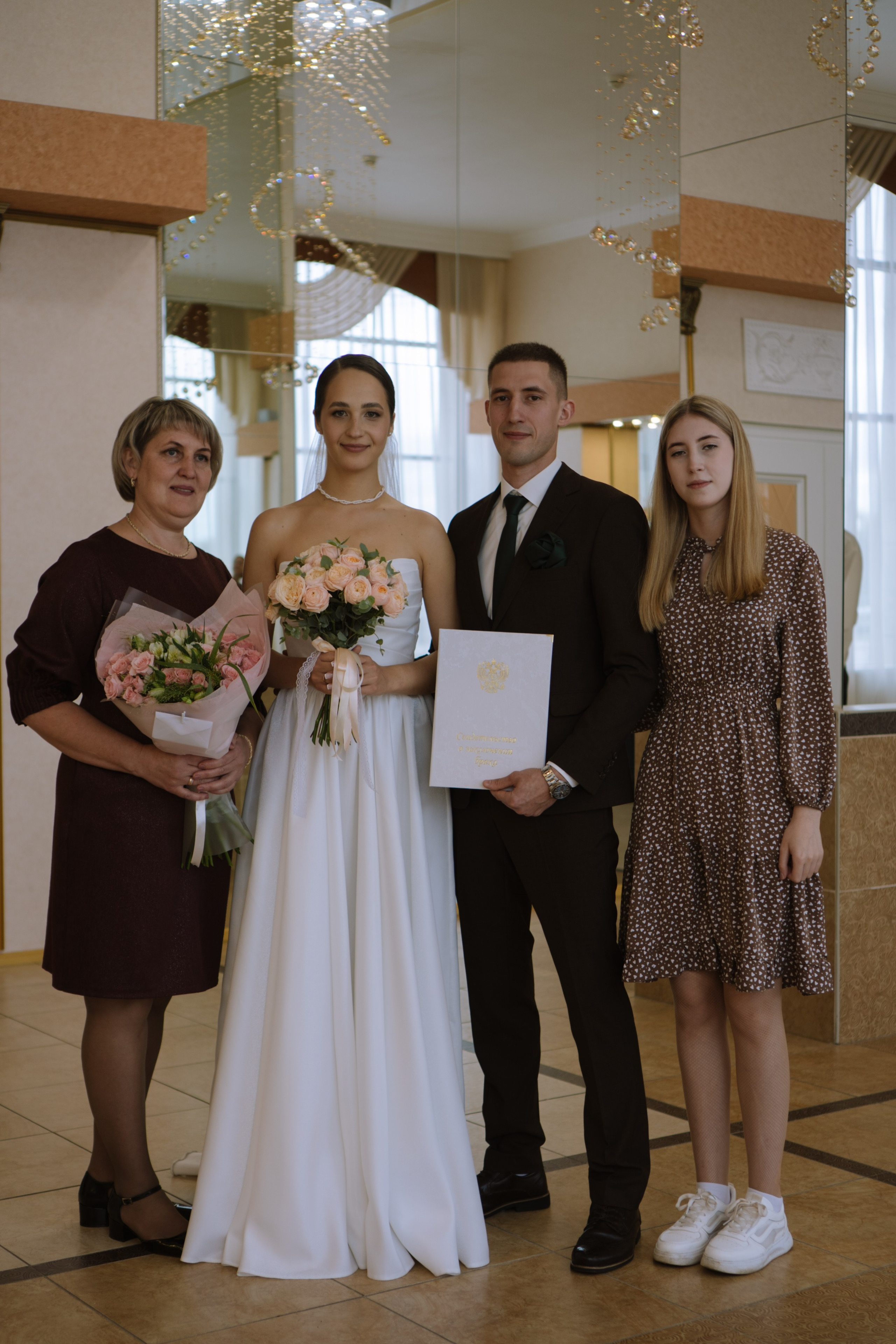 ЗАГС И ПРОГУЛКА 2 ЧАСА. Профессиональный фотограф, Санкт-Петербург — Виктория Богомолова