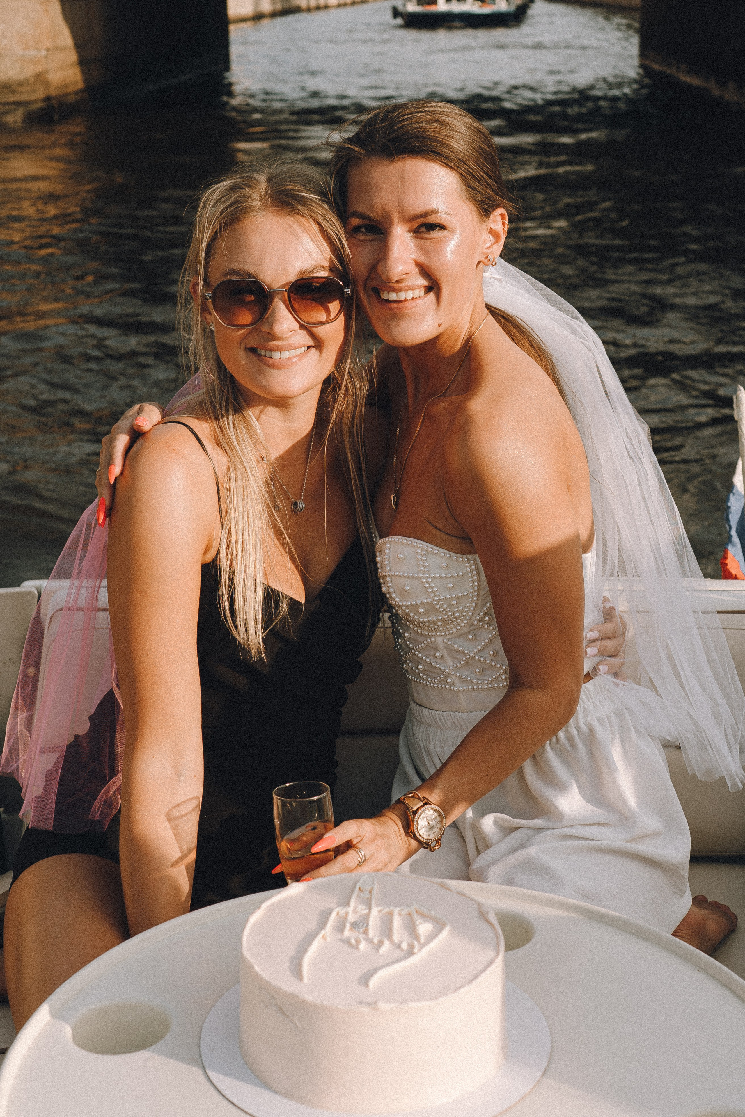 ДЕВИЧНИК НА КАТЕРЕ. Профессиональный фотограф, Санкт-Петербург — Виктория Богомолова