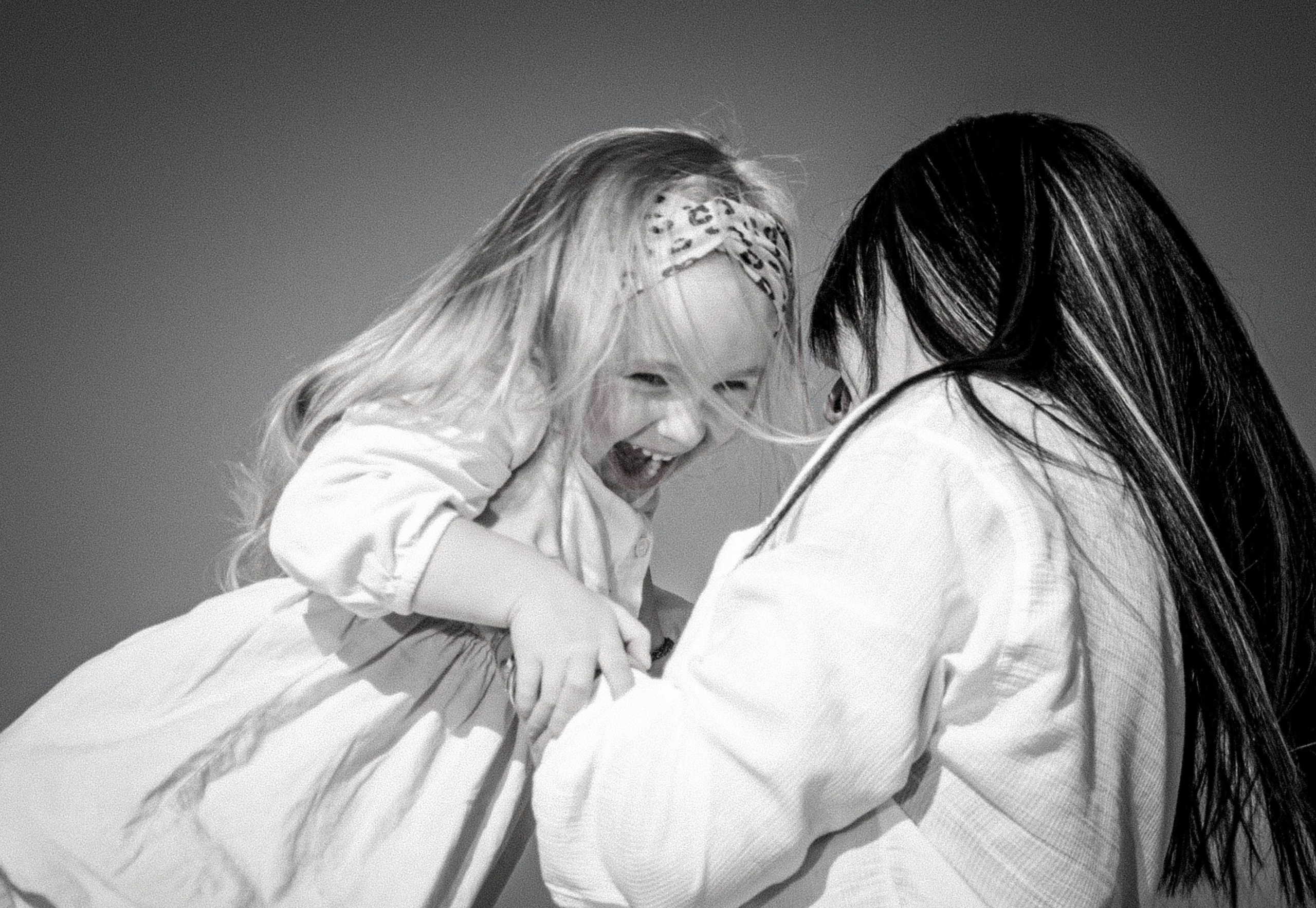 Наталья с дочуркой. Мультифотограф Виктория Лихоманова