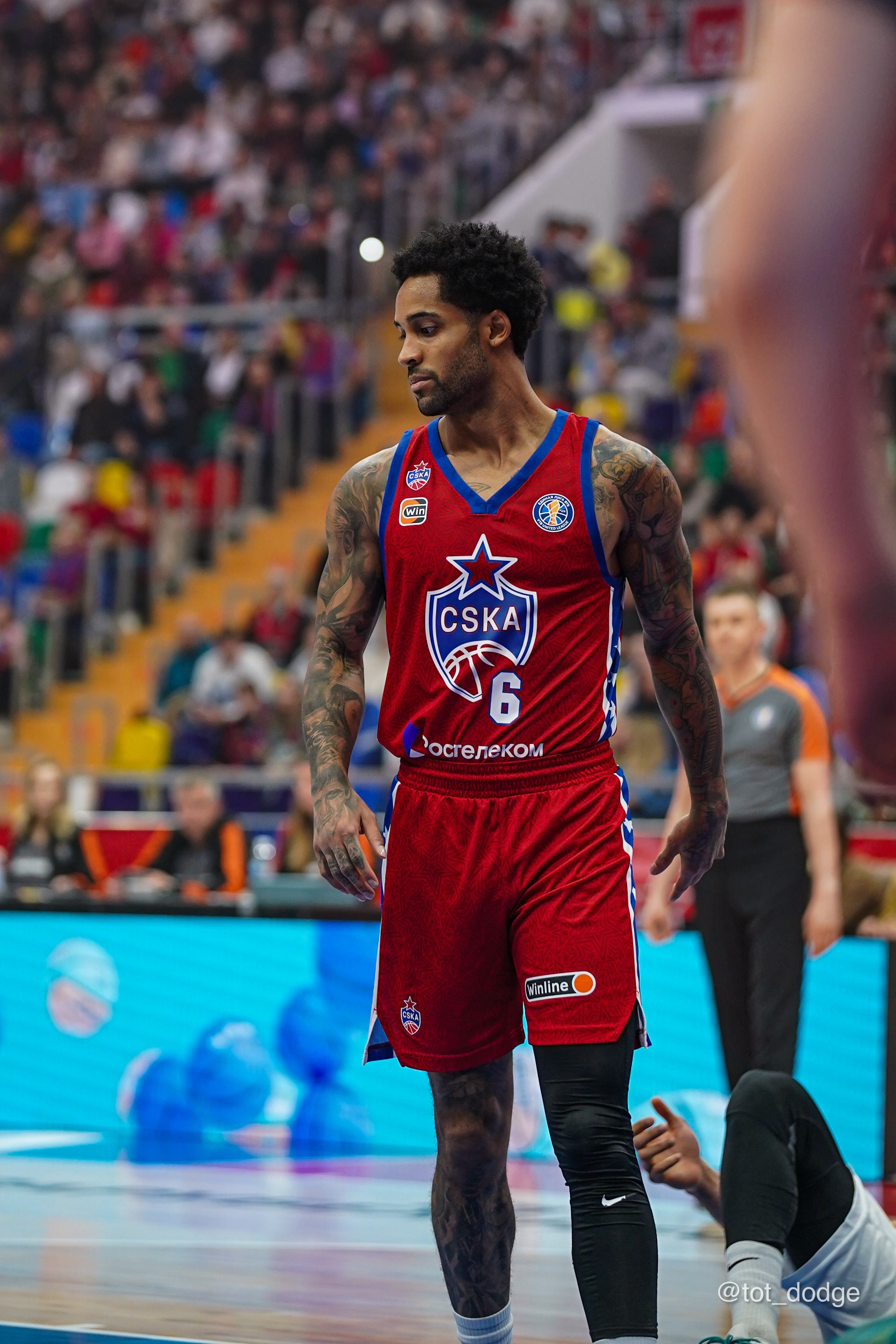 Баскетбол. ЦСКА-Зенит (13.10.24). Автомобильный фотограф Шакая Кирилл