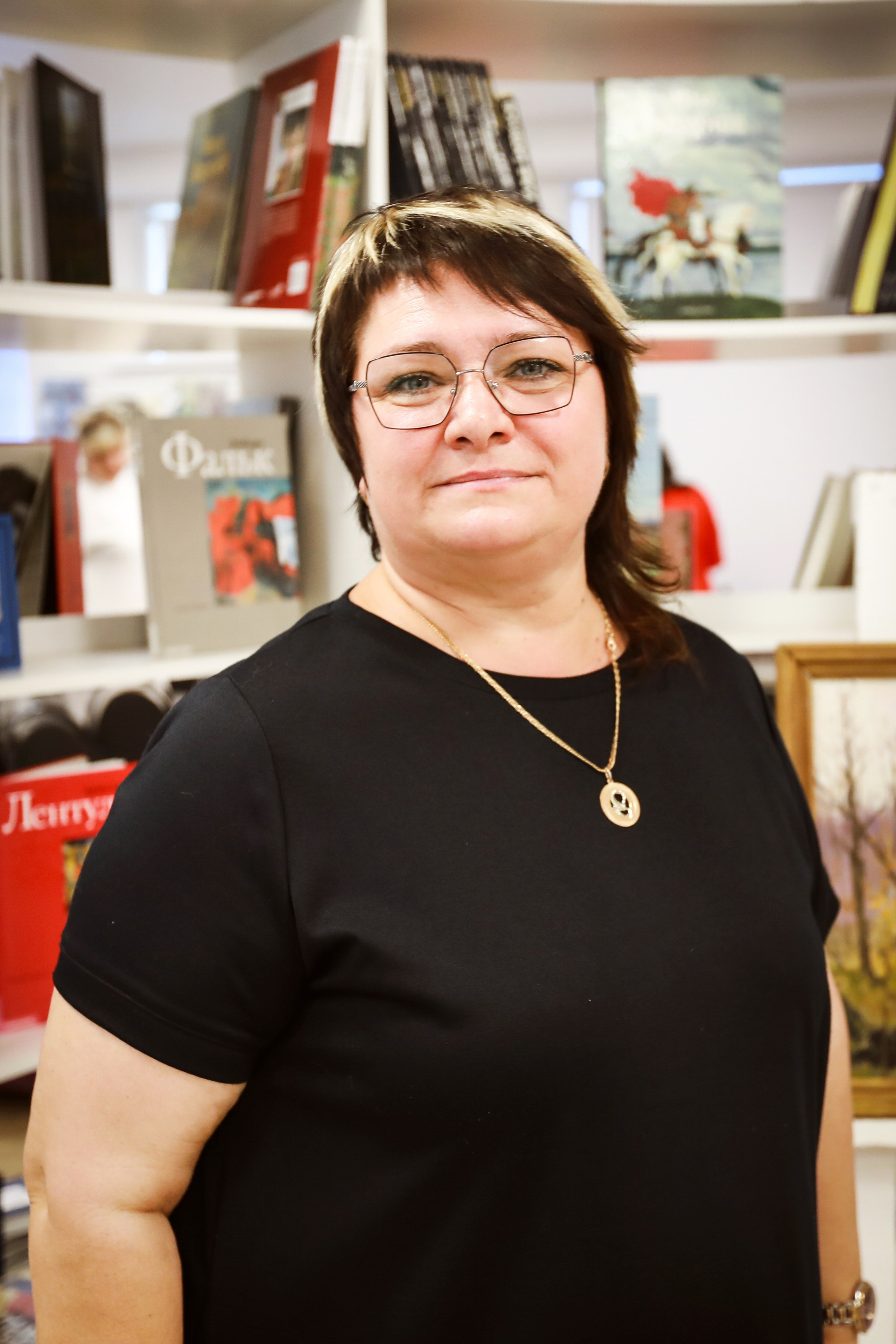 ПРО ВЫПУСКНОЙ на Площади Ленина. Medlori fotobook Выпускные альбомы в Липецке Лариса Медведева