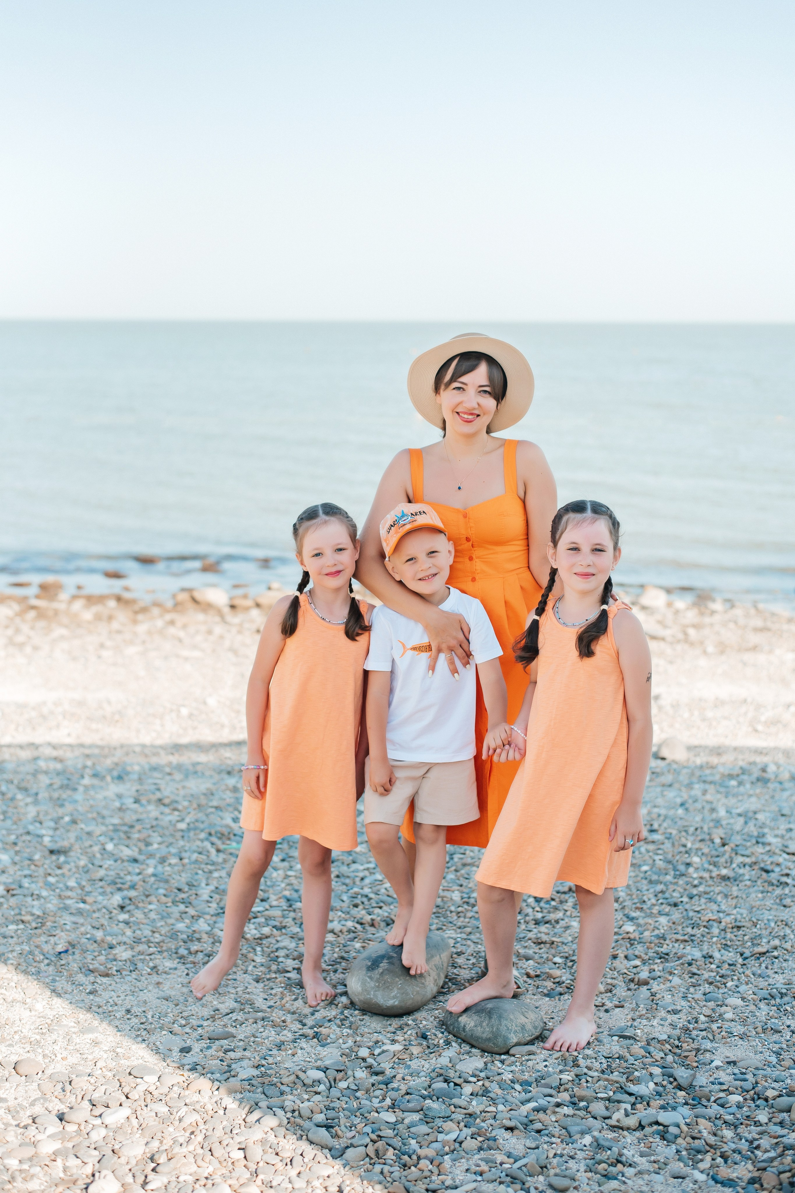 Утро на море. Детский и семейный фотограф выпускной альбом Приморско-Ахтарск