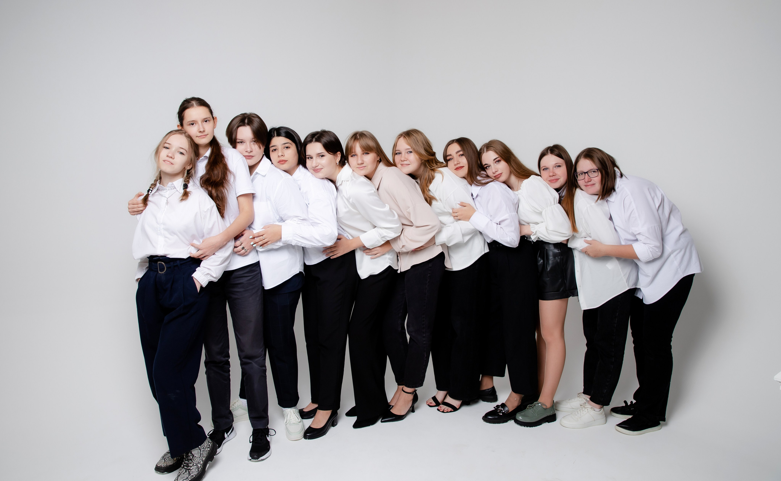 ФОТОКНИГИ ДЛЯ ШКОЛЫ, ВЫПУСКНЫЕ ФОТОКНИГИ В РОСТОВЕ, АЛЬБОМЫ. Современные Выпускные Альбомы в Ростове-на-Дону